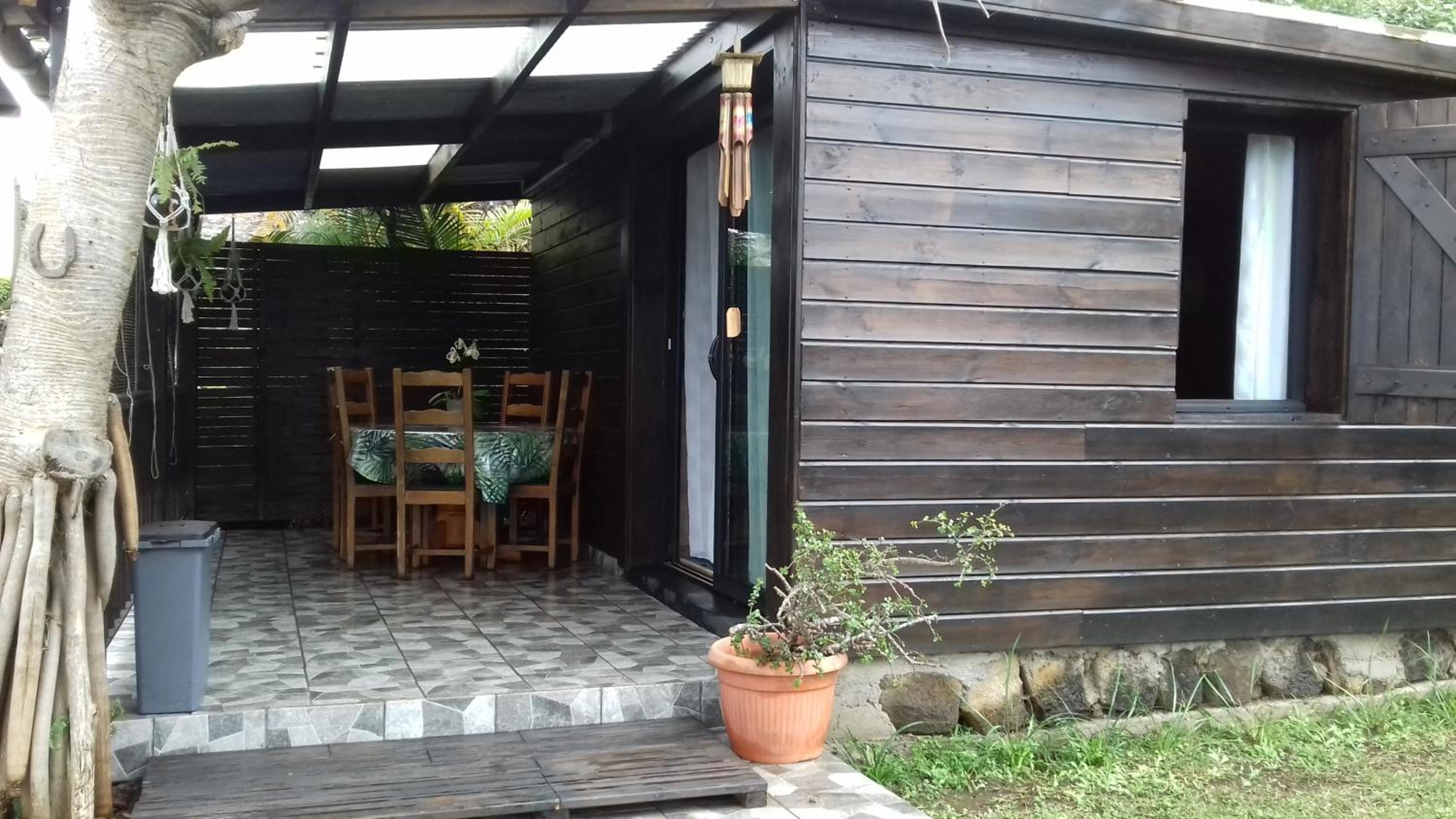 Ferme Lebon Papillon le chalet kayamb view 3