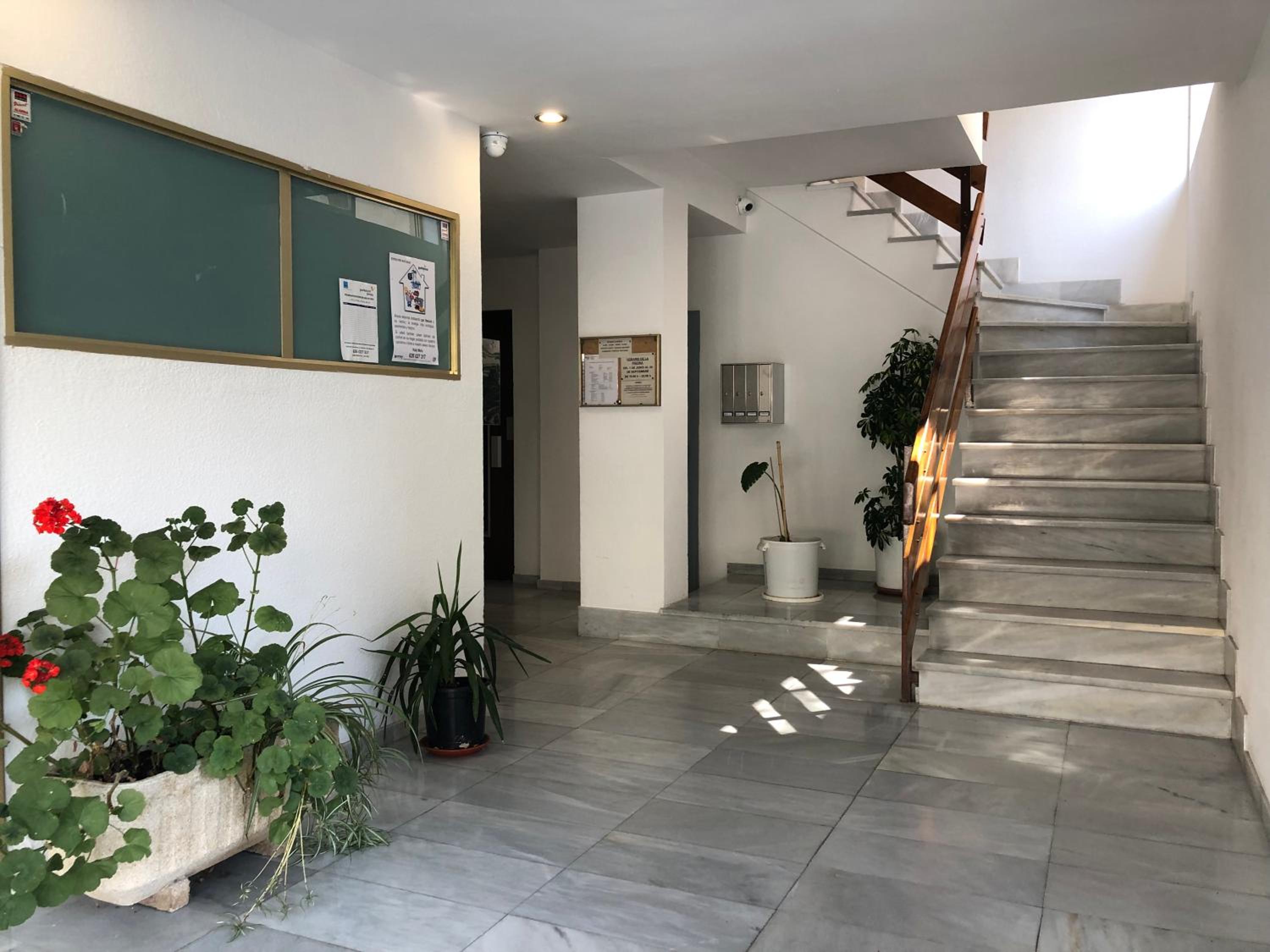 Apartamento Familiar Leomar view 3