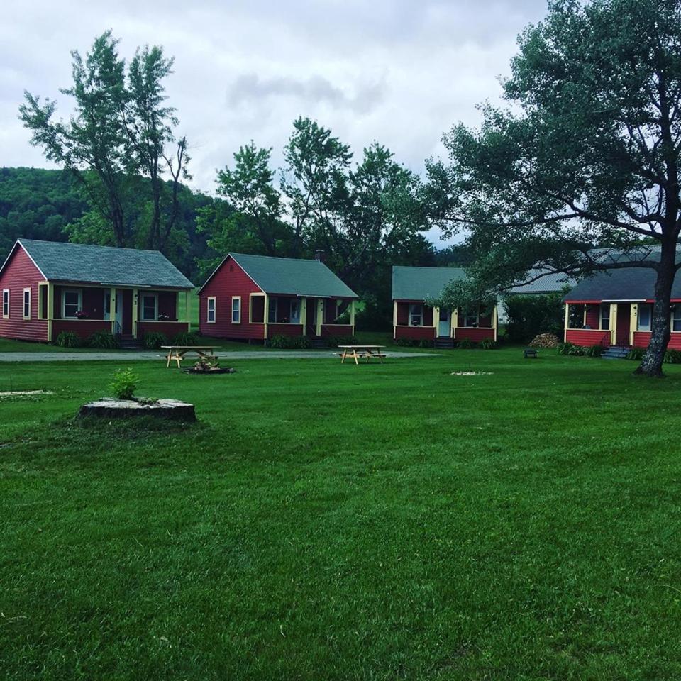 Mohawk Cottages view 2
