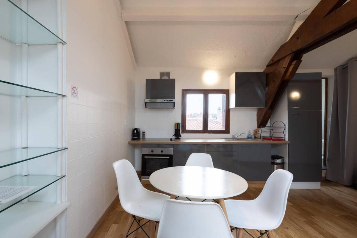 Appartement 7 - tout équipé, fonctionnel - Carmes, Toulouse view 2