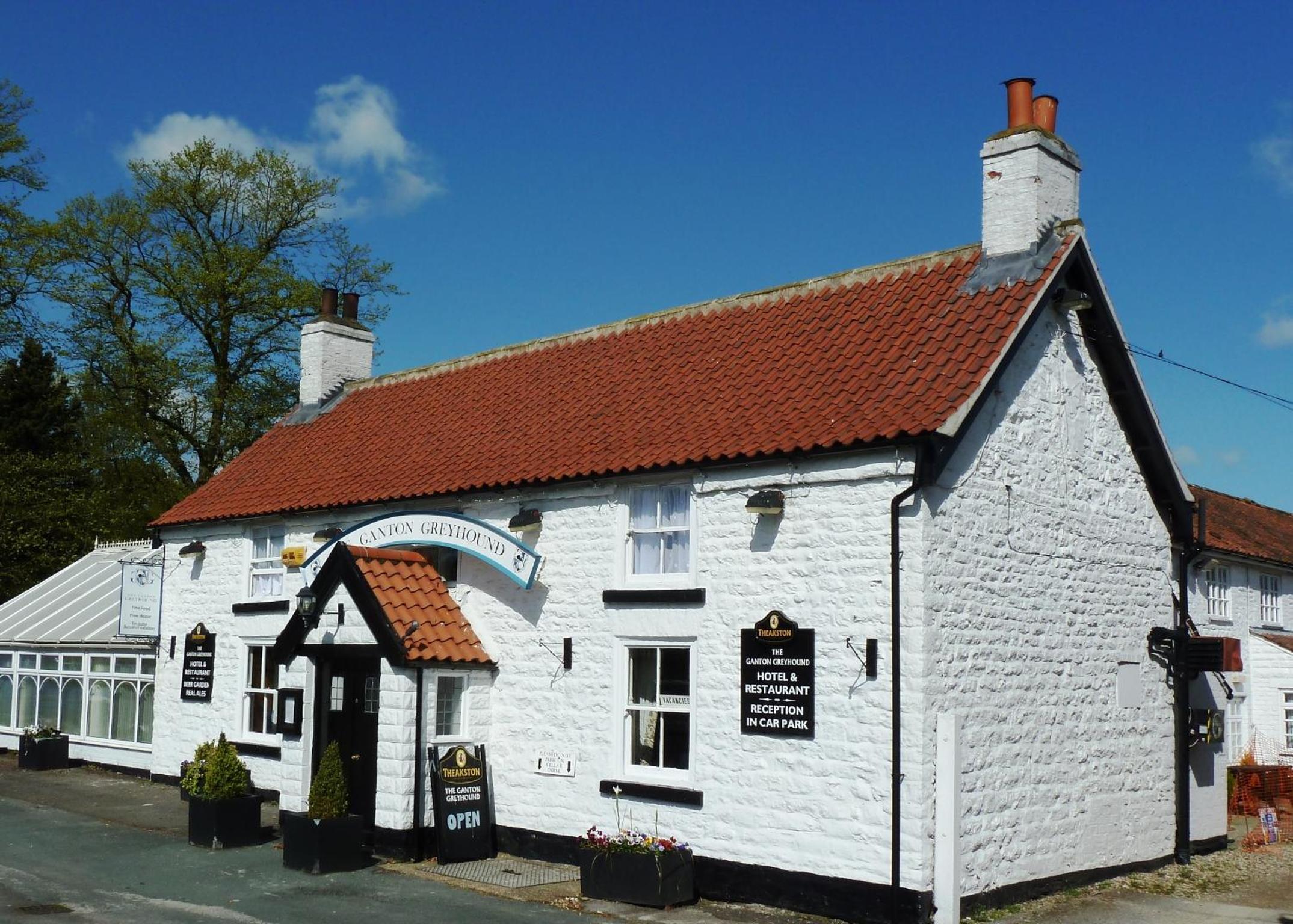Ganton Greyhound Inn view 2