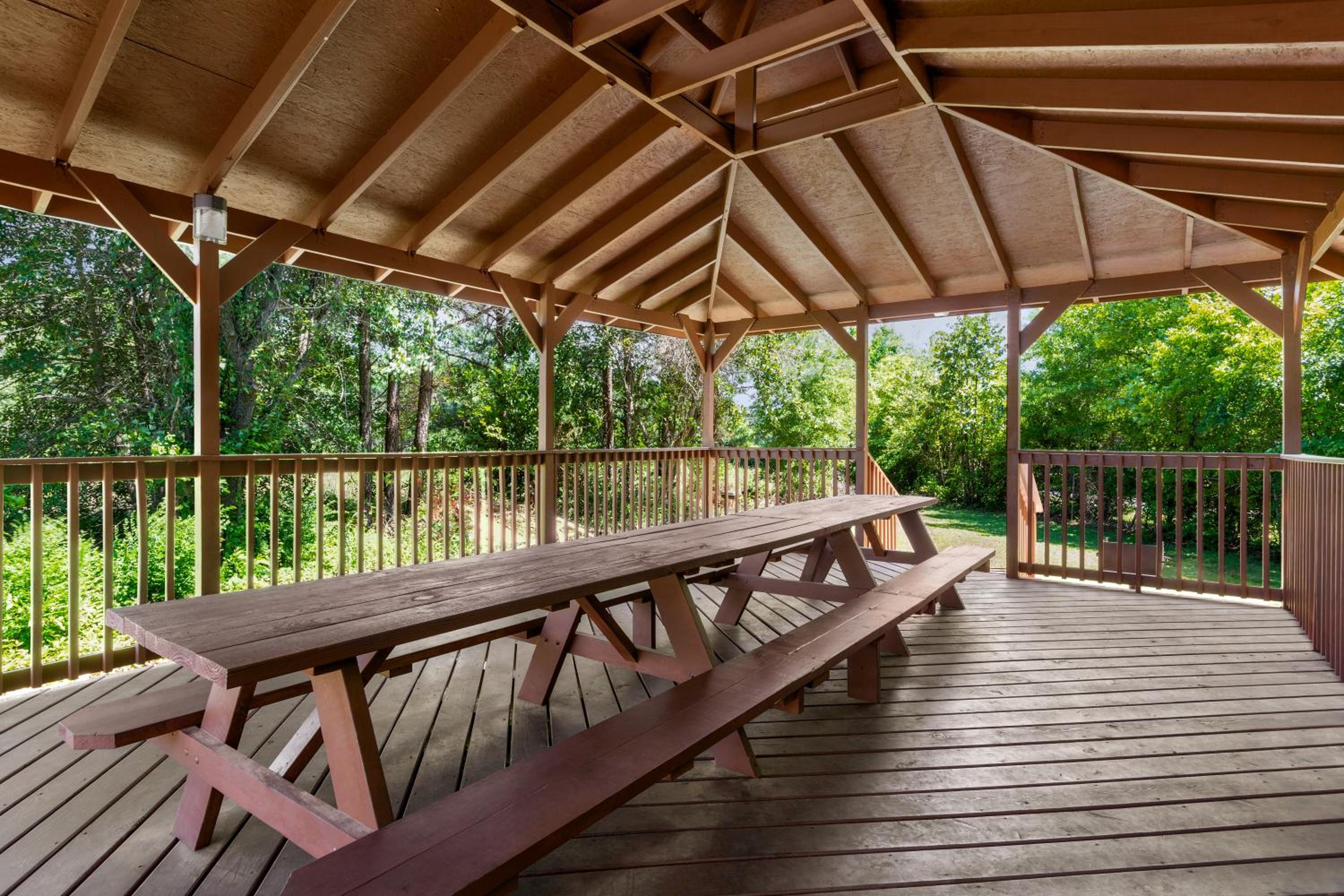 Days Inn by Wyndham Weldon Roanoke Rapids - Property Image 56