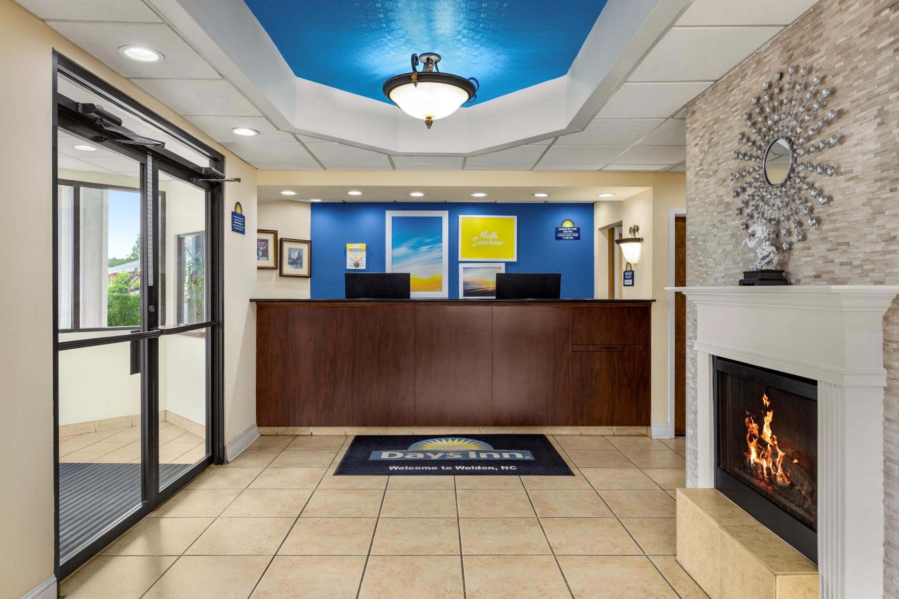 Roanoke Rapids Vacations - Days Inn by Wyndham Weldon Roanoke Rapids - Property Image 2