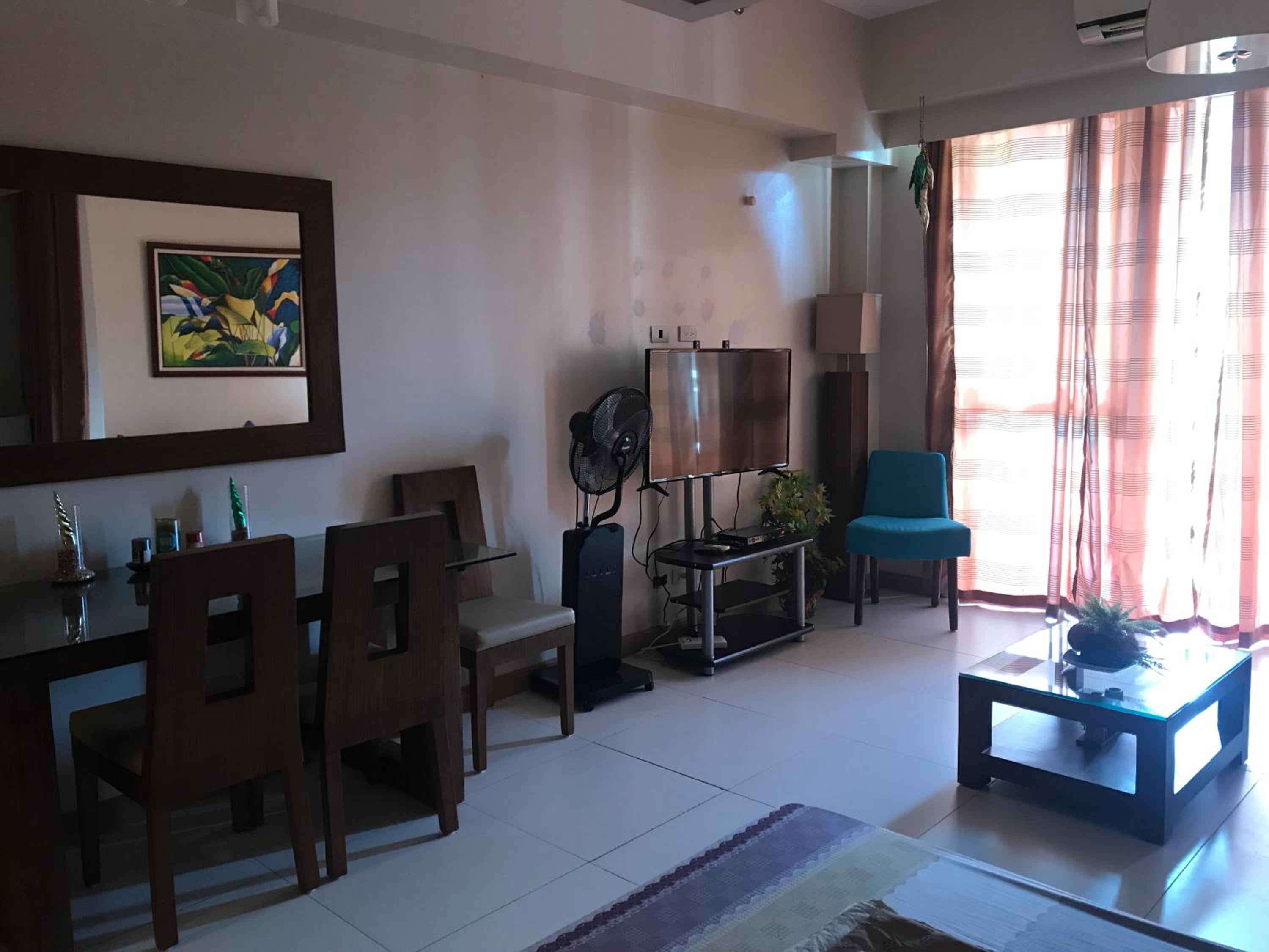 Creys condo at Pico de Loro Cove