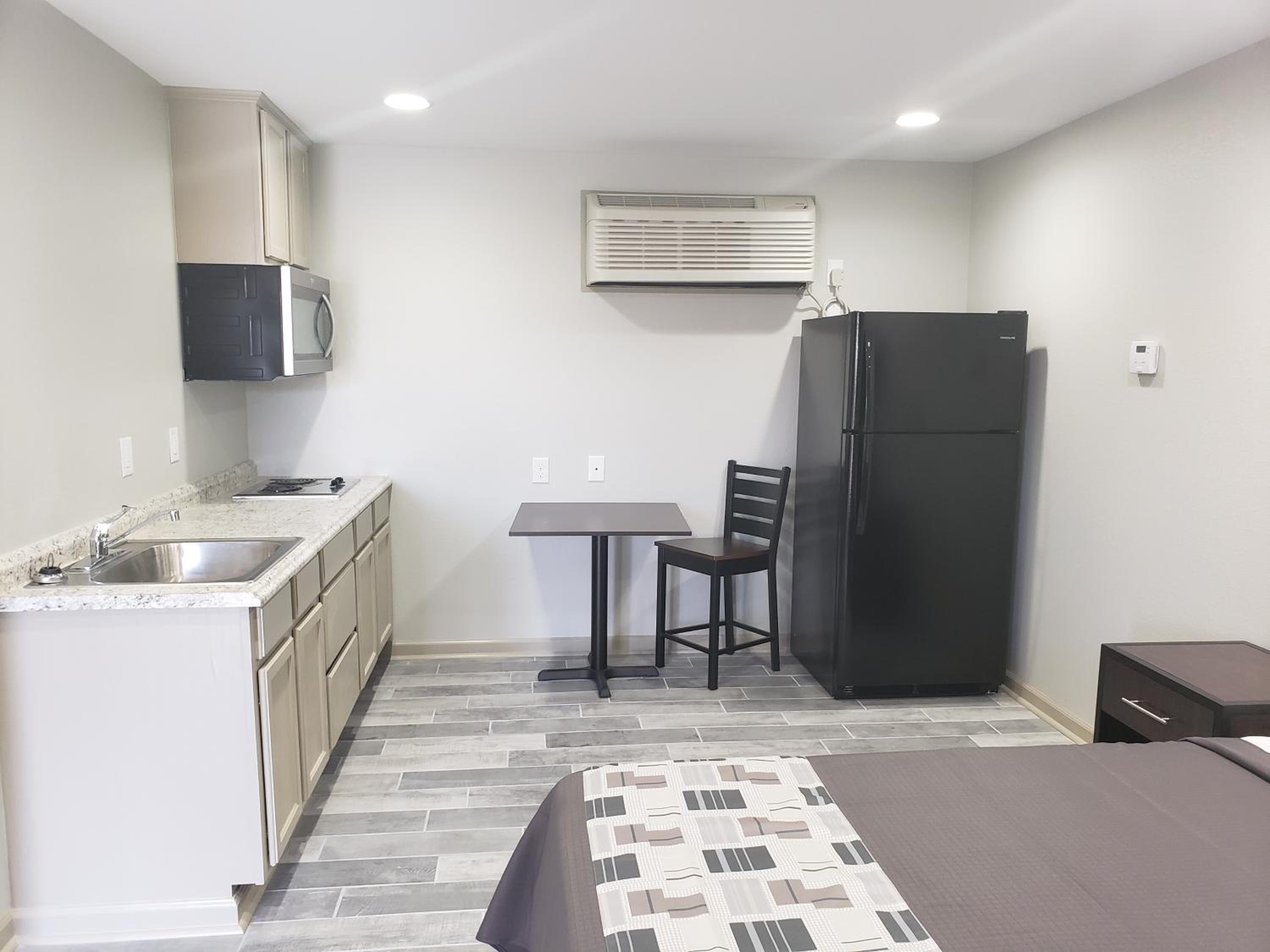 Budget Inn & Suites Baton Rouge