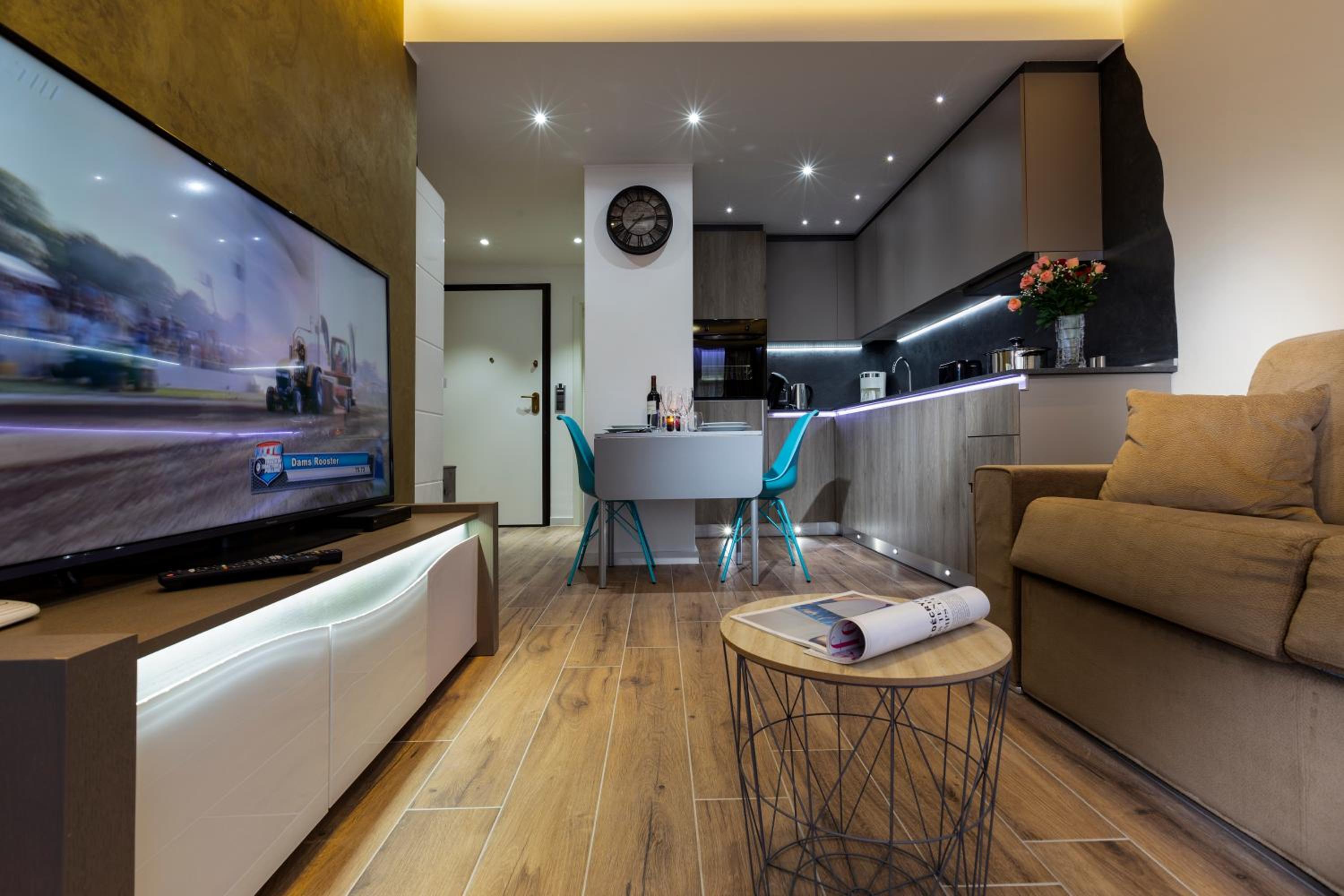 The Queen Luxury Apartments - Villa Carlotta