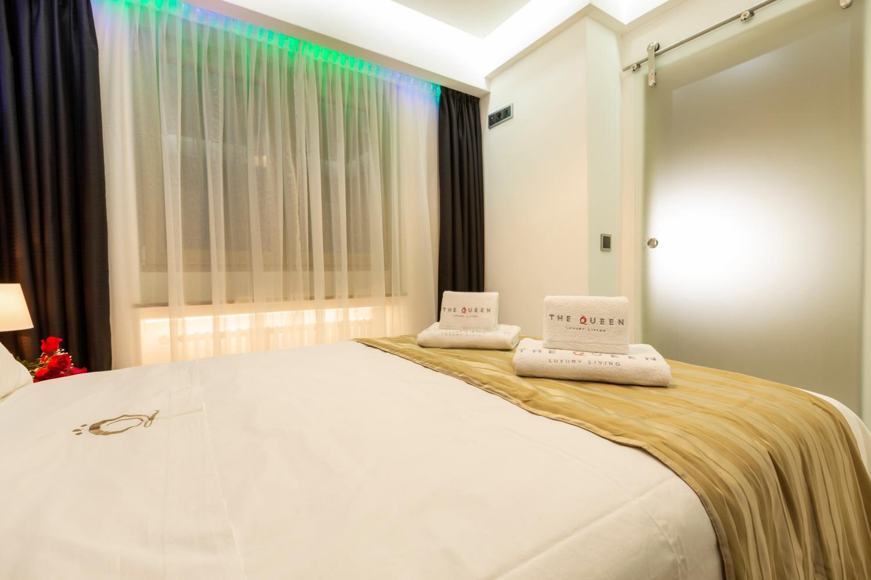 The Queen Luxury Apartments - Villa Carlotta