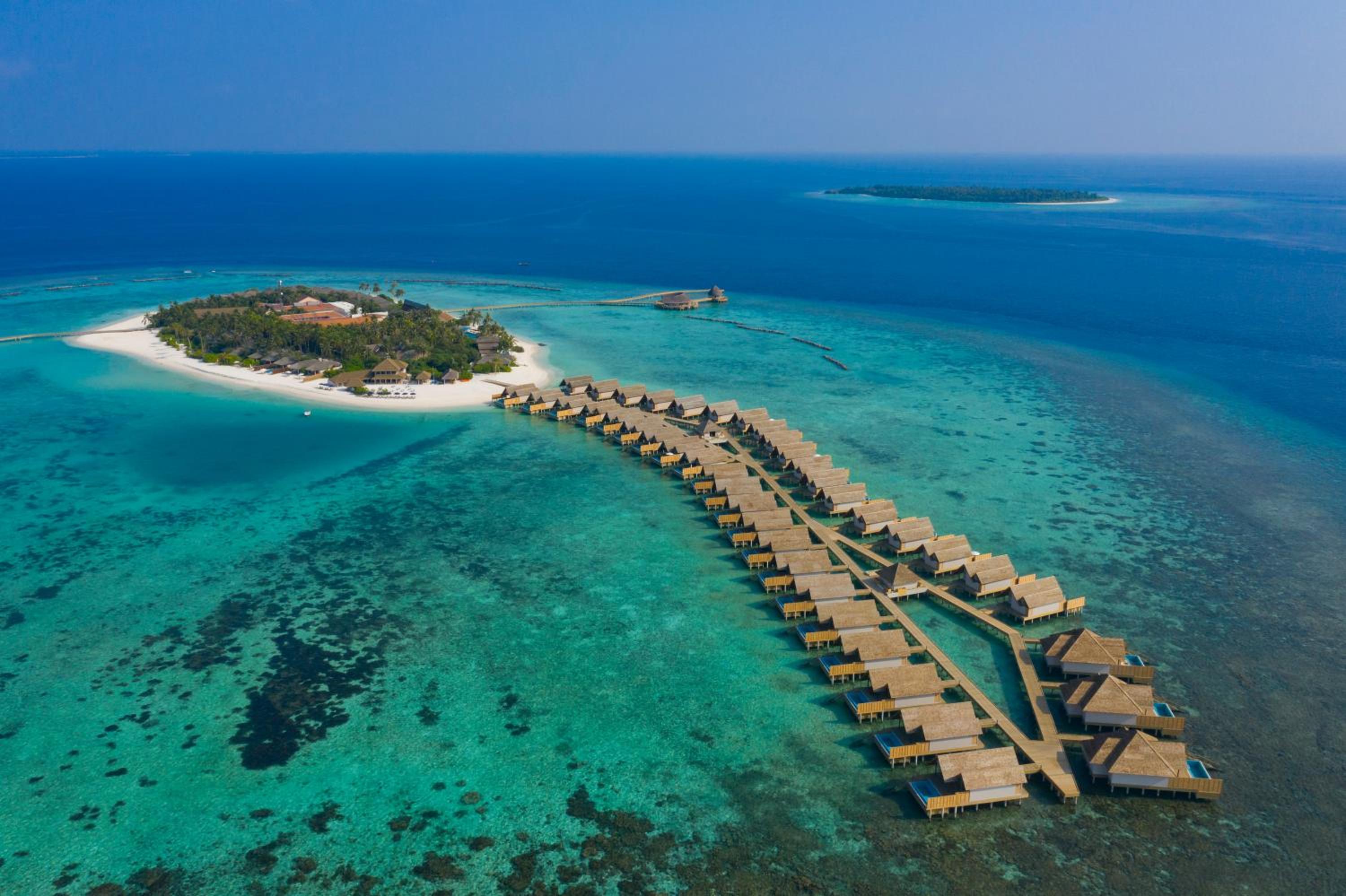 Emerald Faarufushi Resort & Spa - Deluxe All Inclusive 3