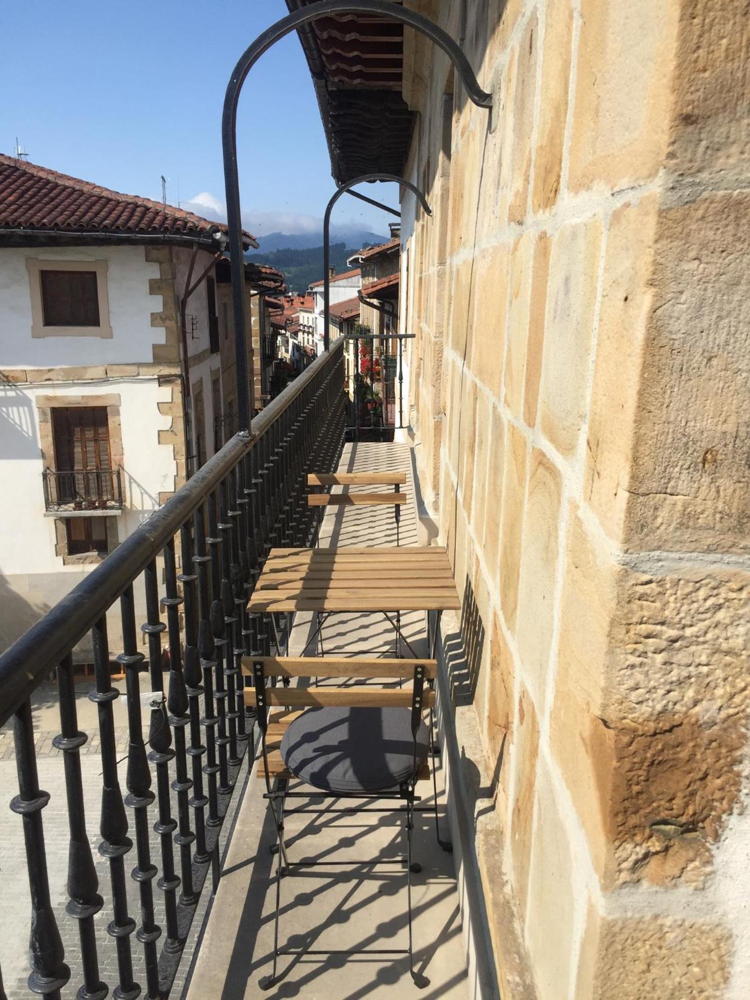 PLAZA photo 2