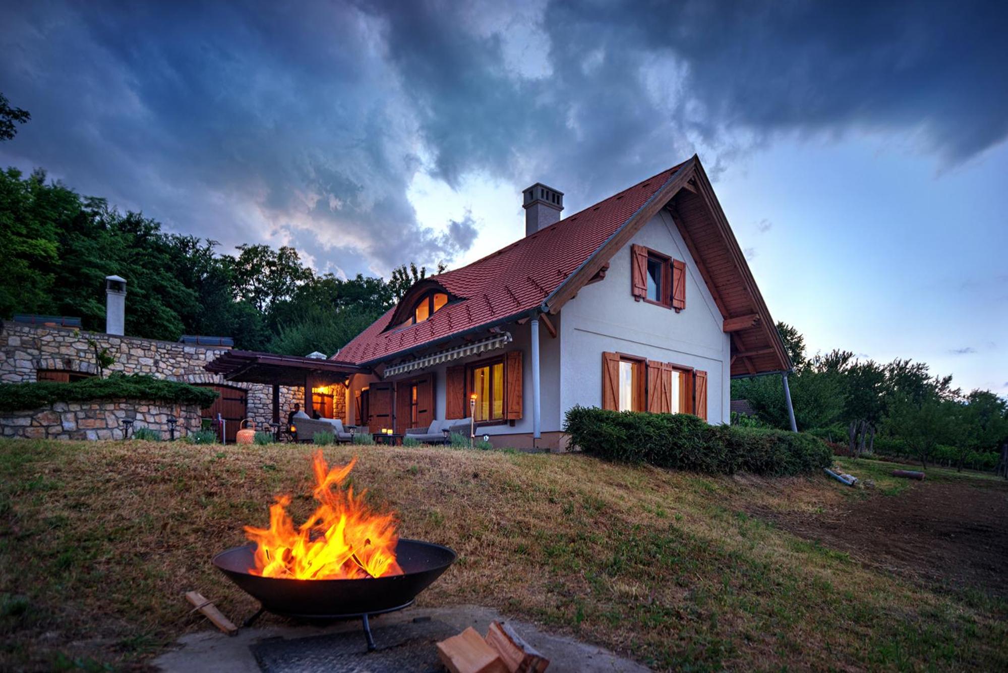 Öreghegyi Panoráma Villa, Balatonederics view 5