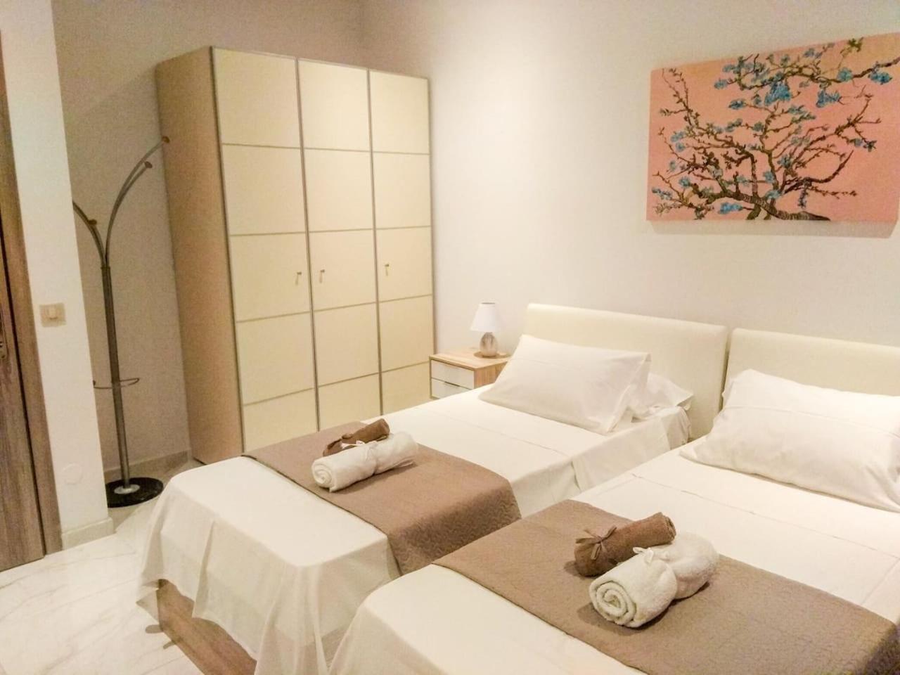 Sea La Vie Apt. photo 2