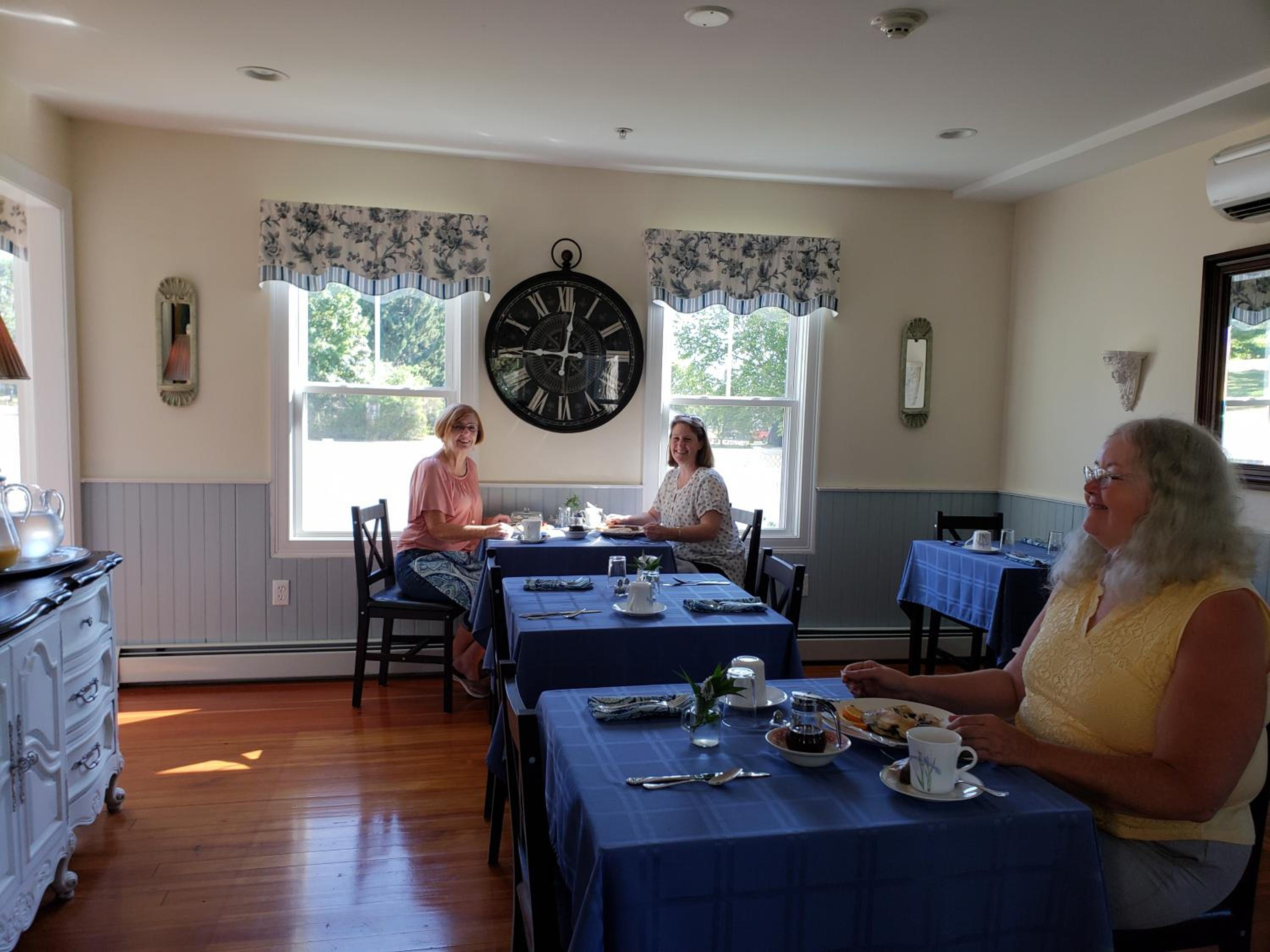 Elmere House Bed & Breakfast