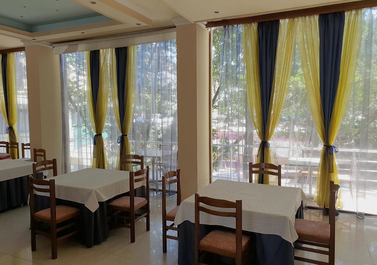 restaurant