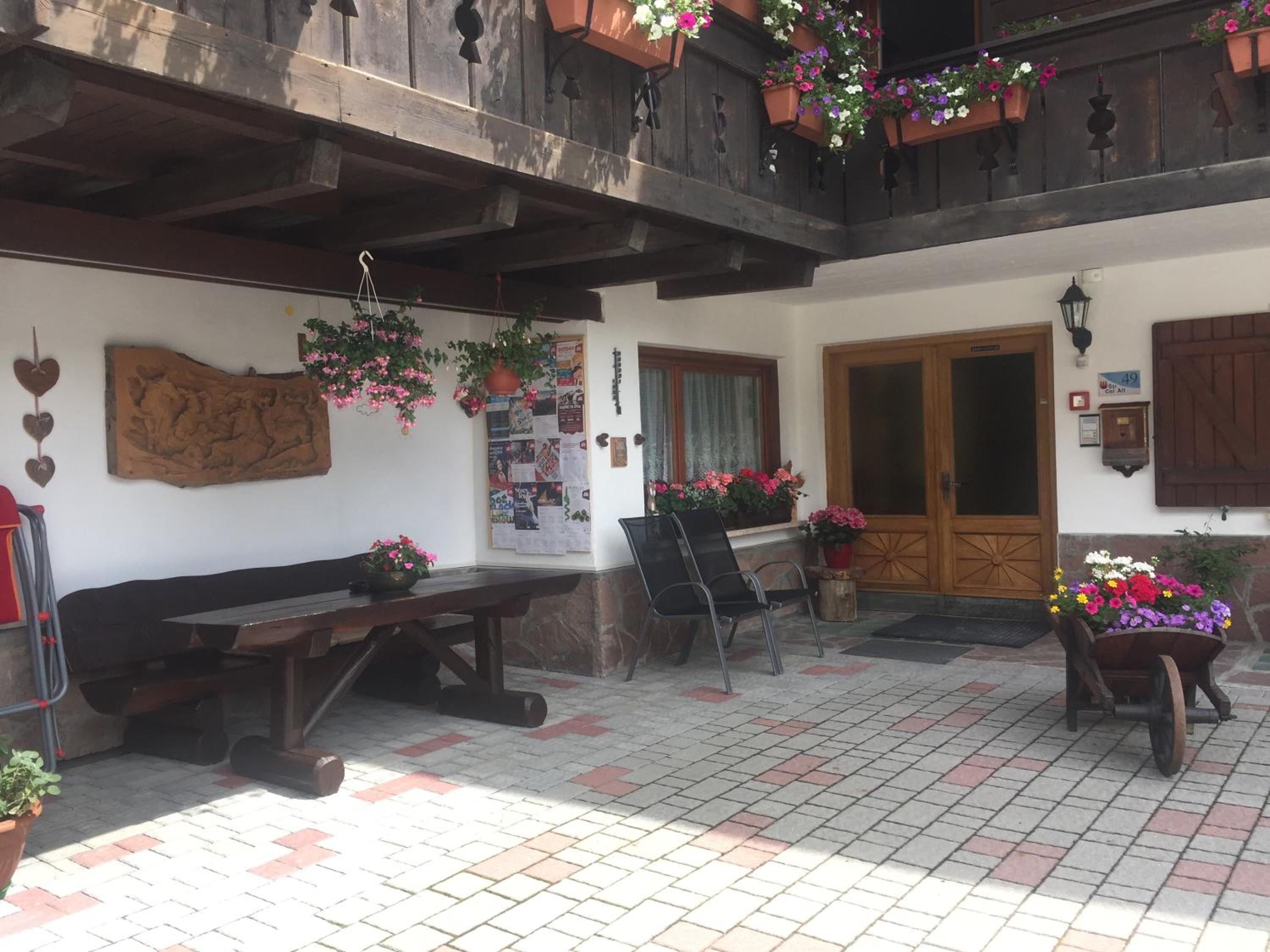 Garni La Vara view 4