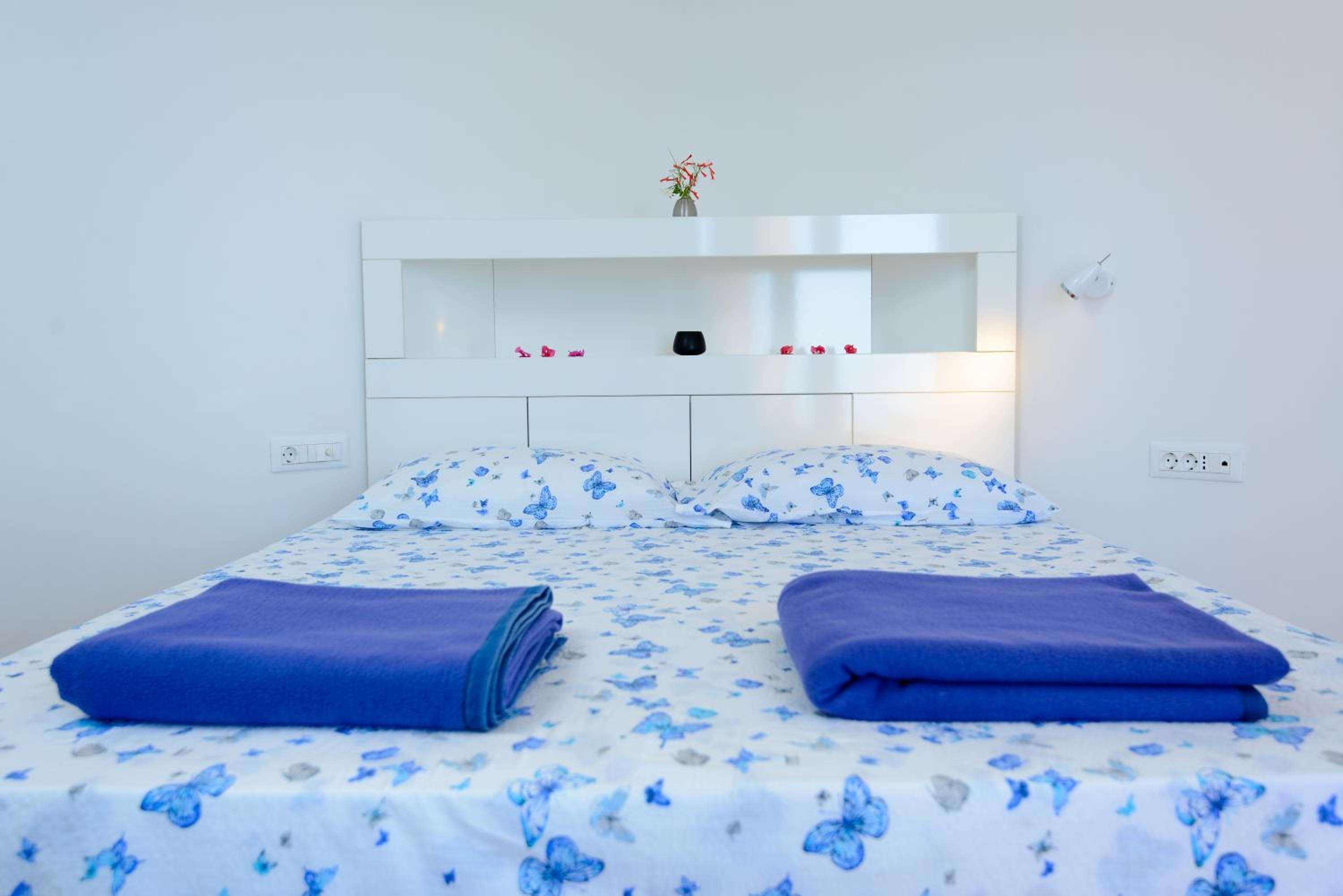 Two-bedroom apartment 
