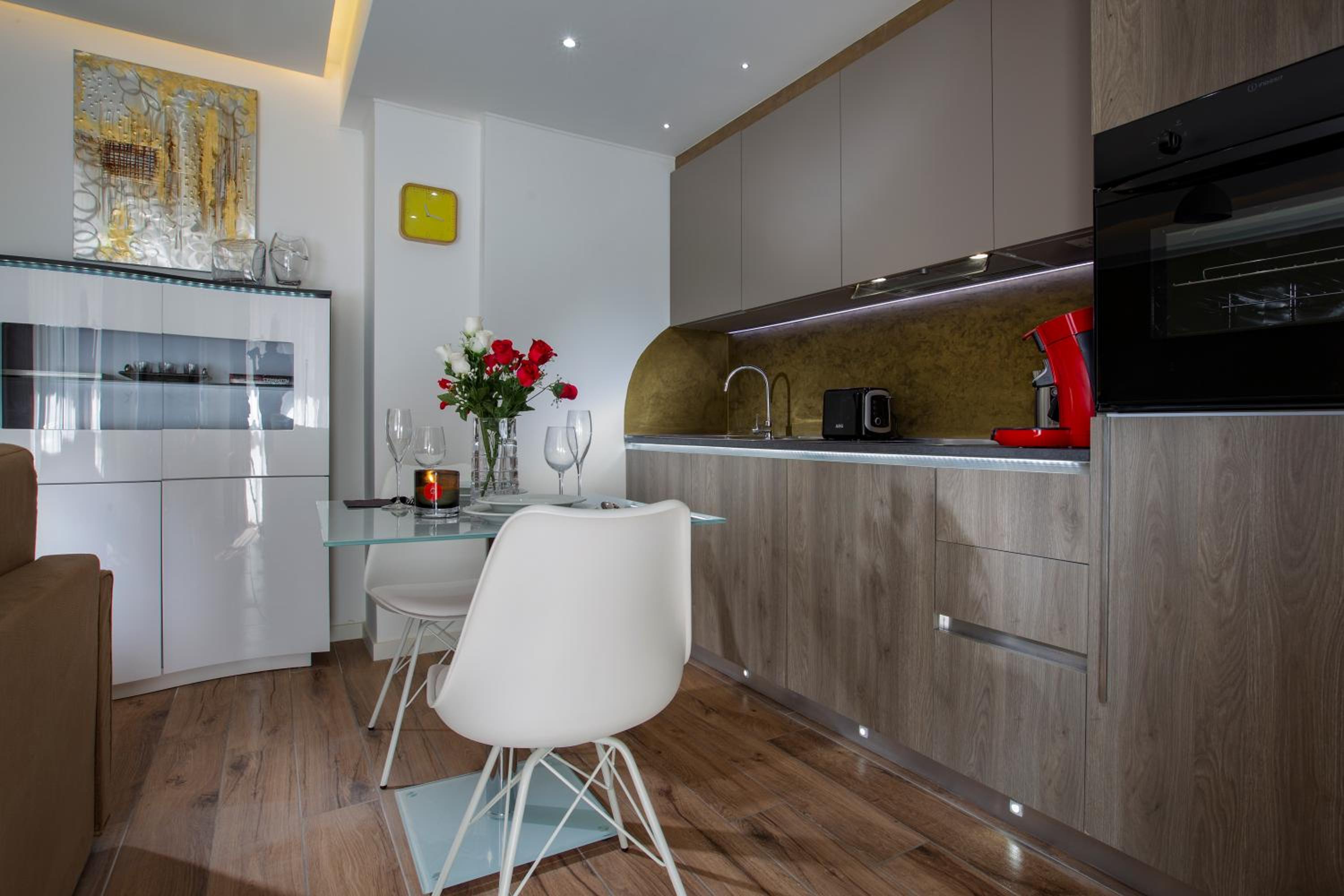 The Queen Luxury Apartments - Villa Carlotta