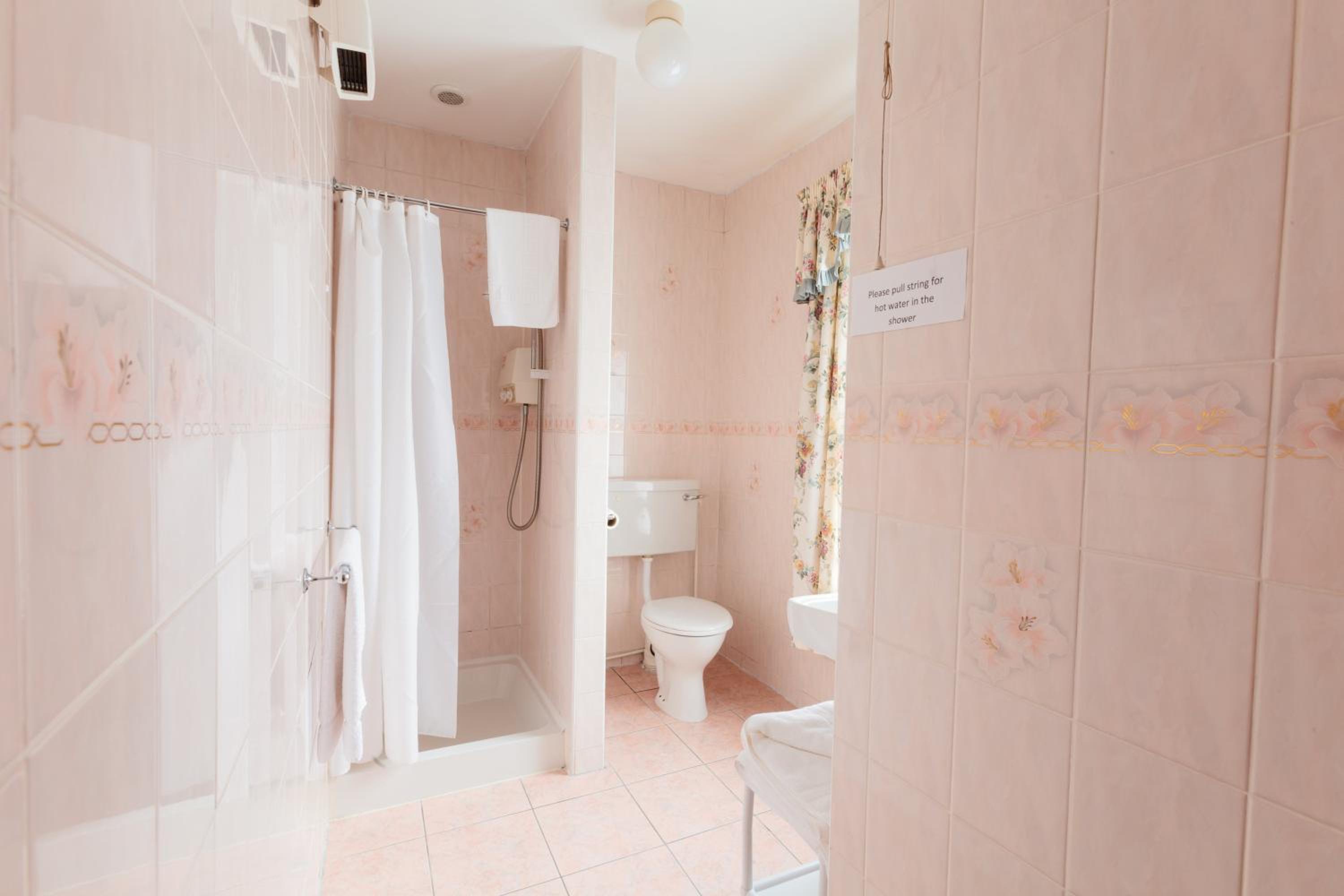 Cawley's Guesthouse