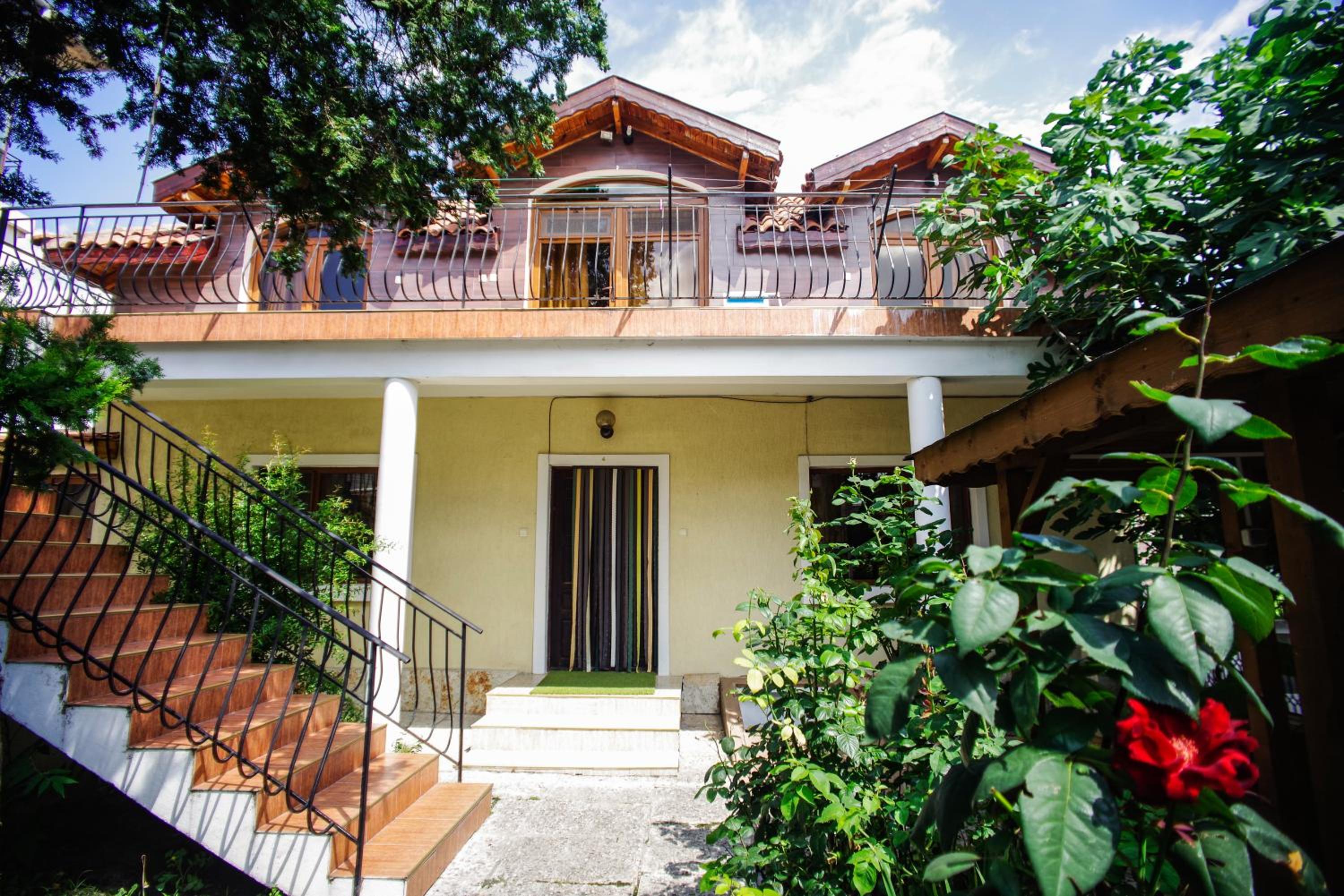 Guest House Yoanna