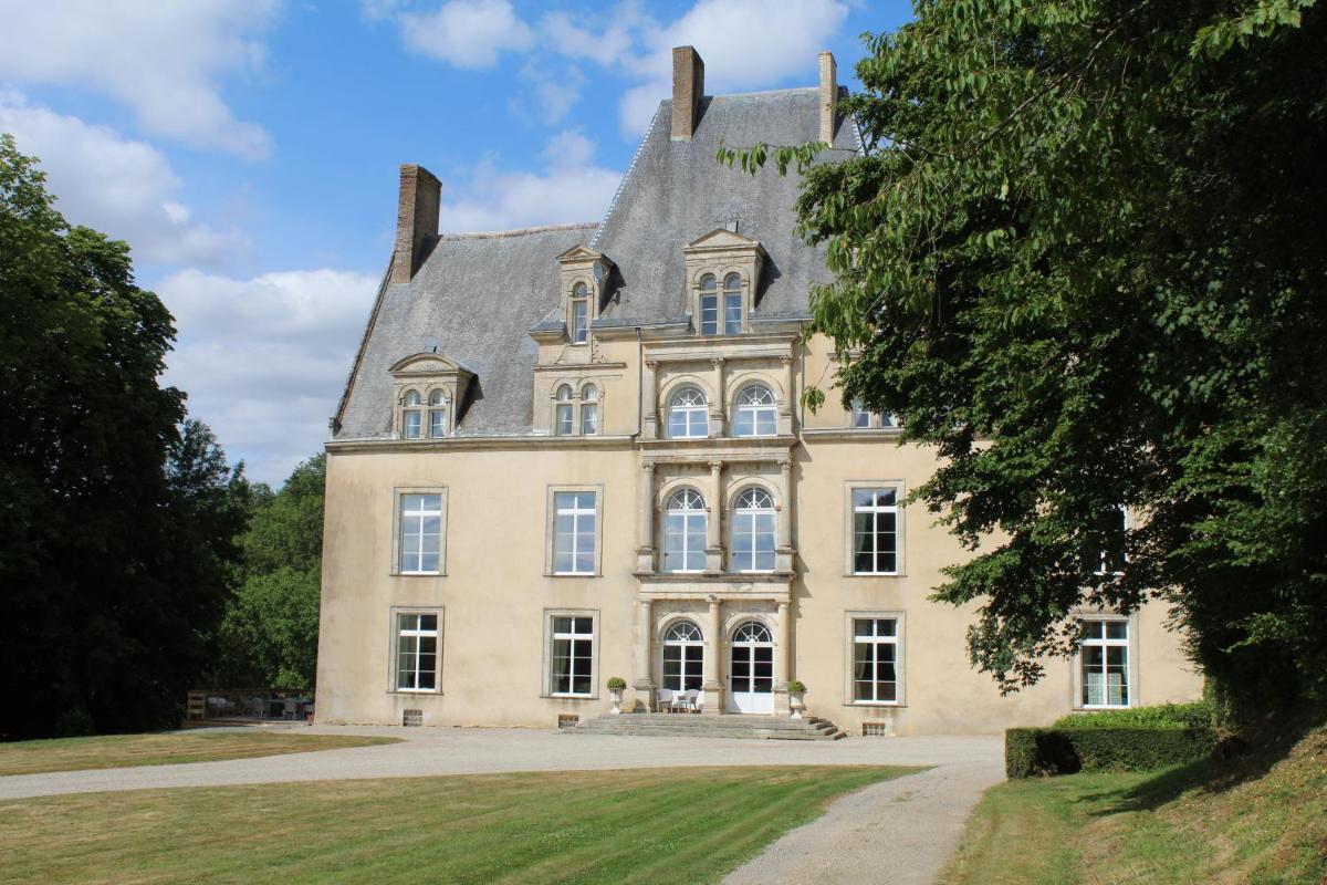 Chateau de la Lucazière view 3