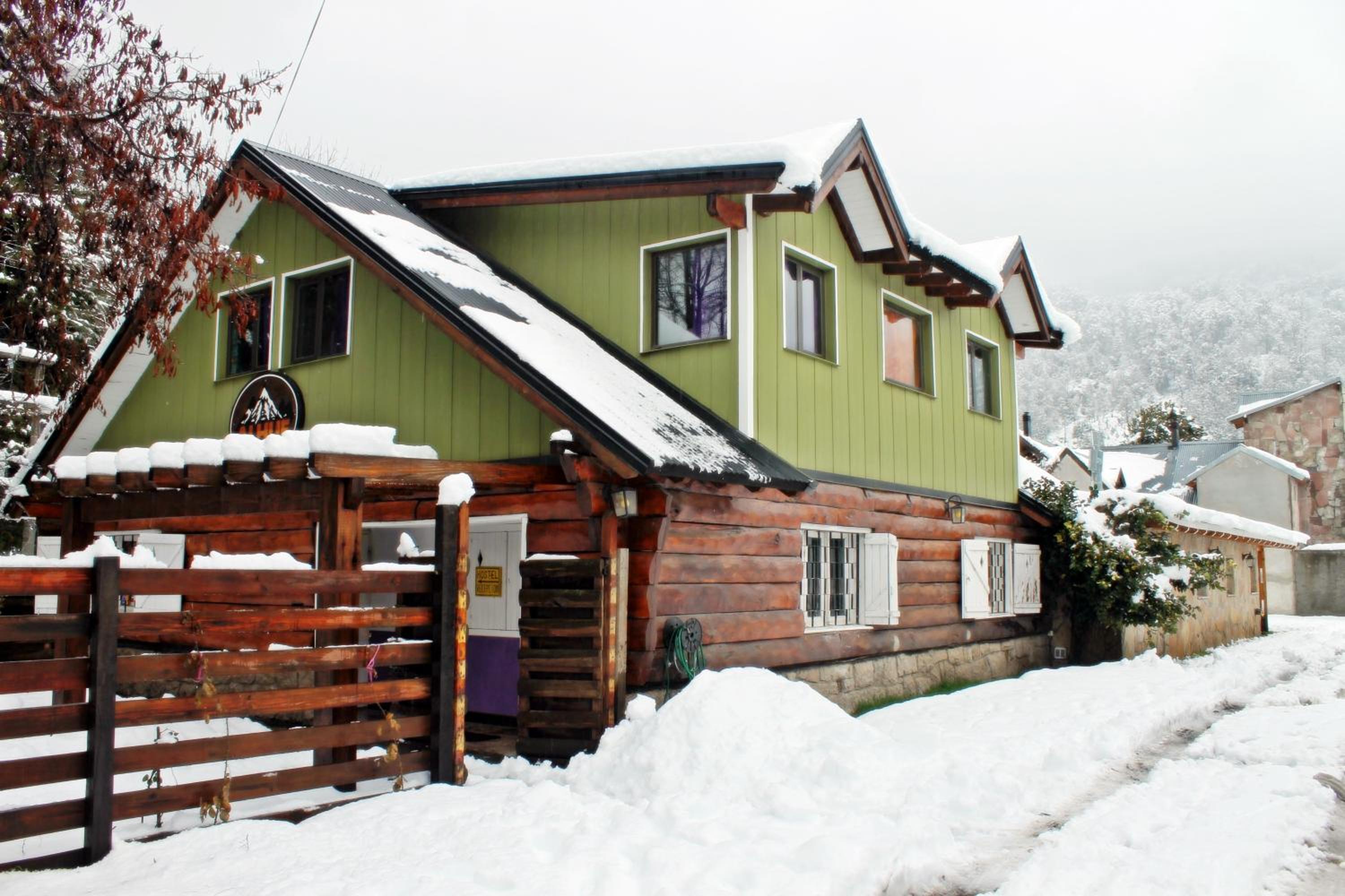 Alhue Patagonia Hostel