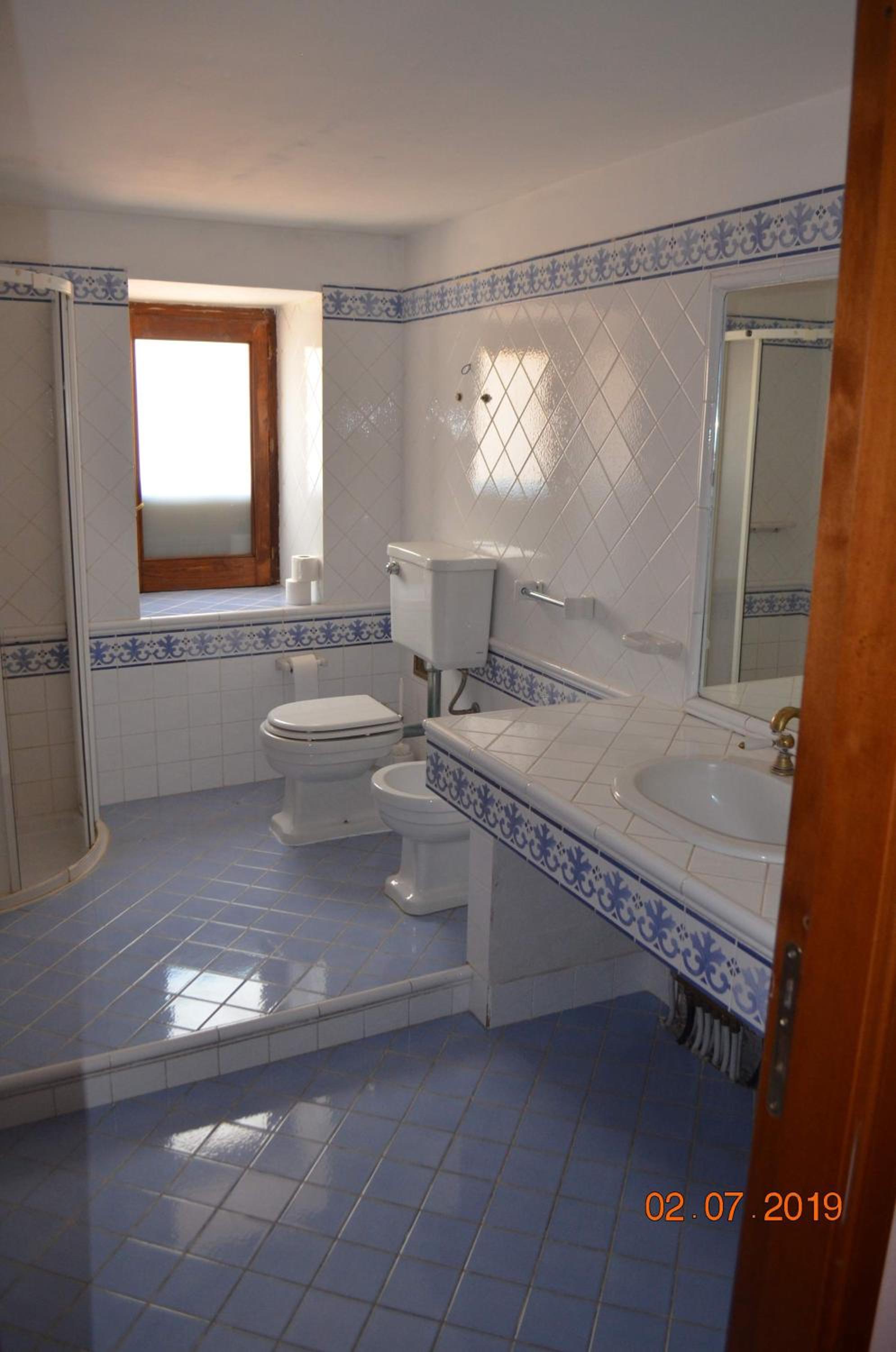 Photo 44