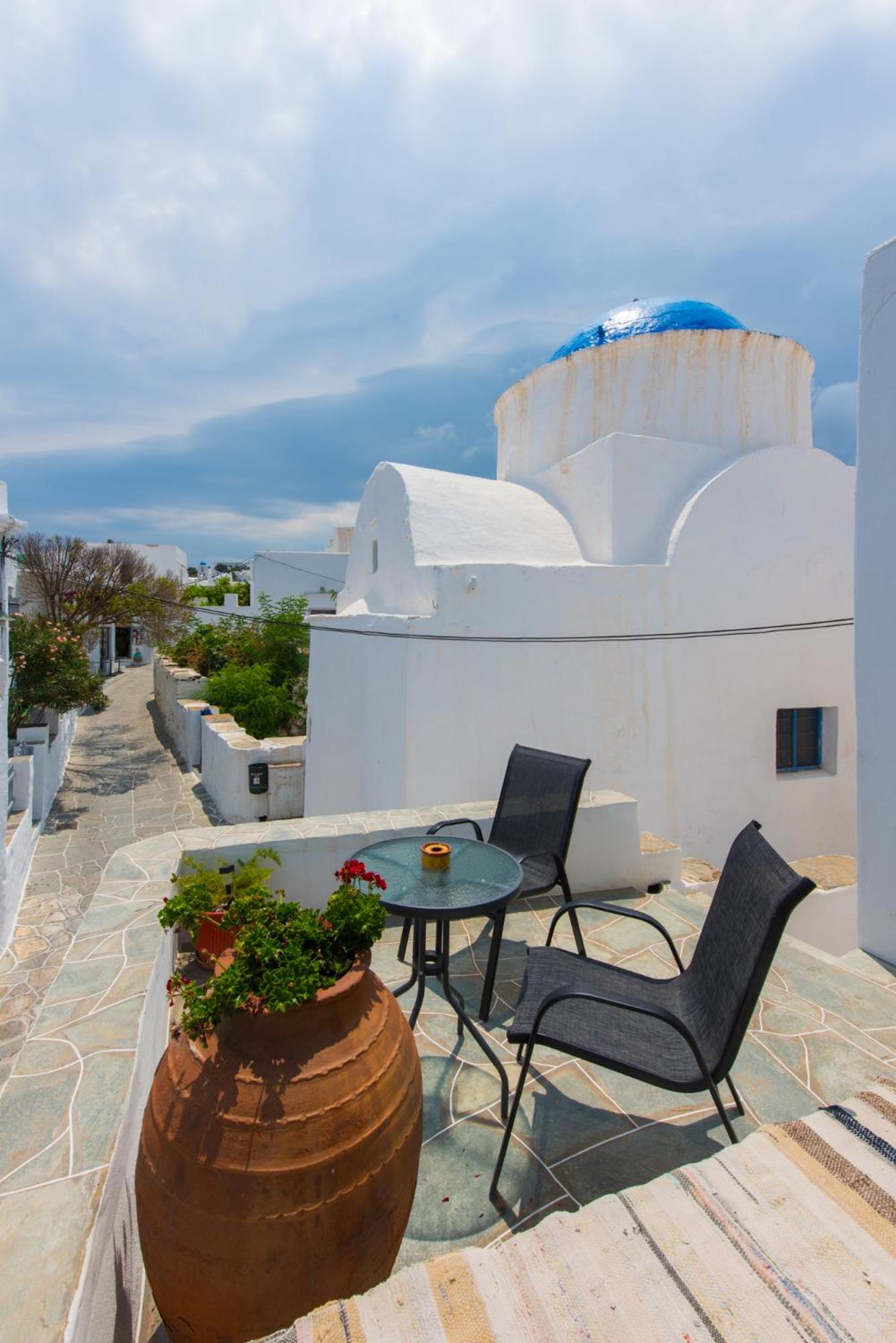 Avra Guestroom view 2