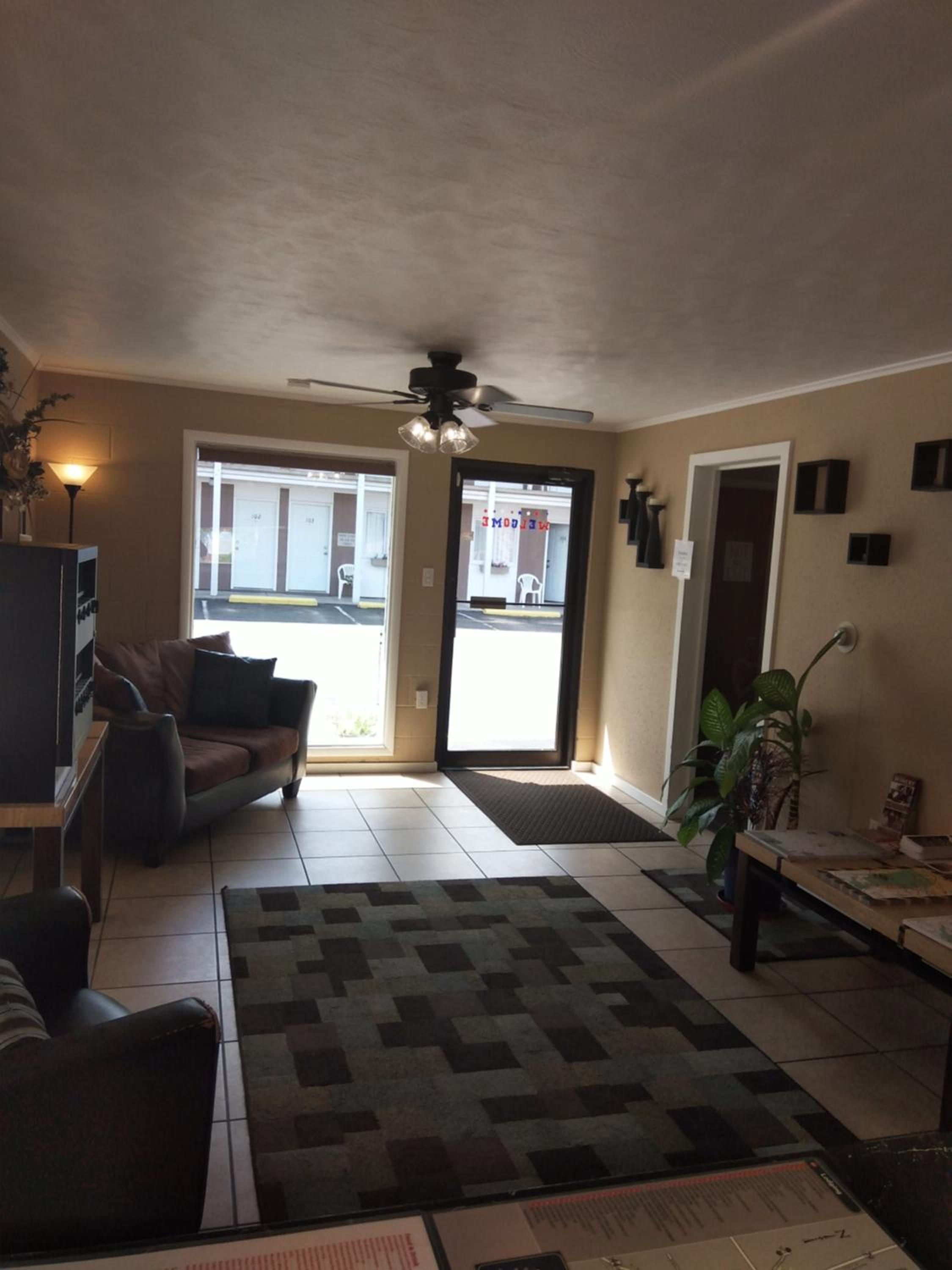 Town House Motel