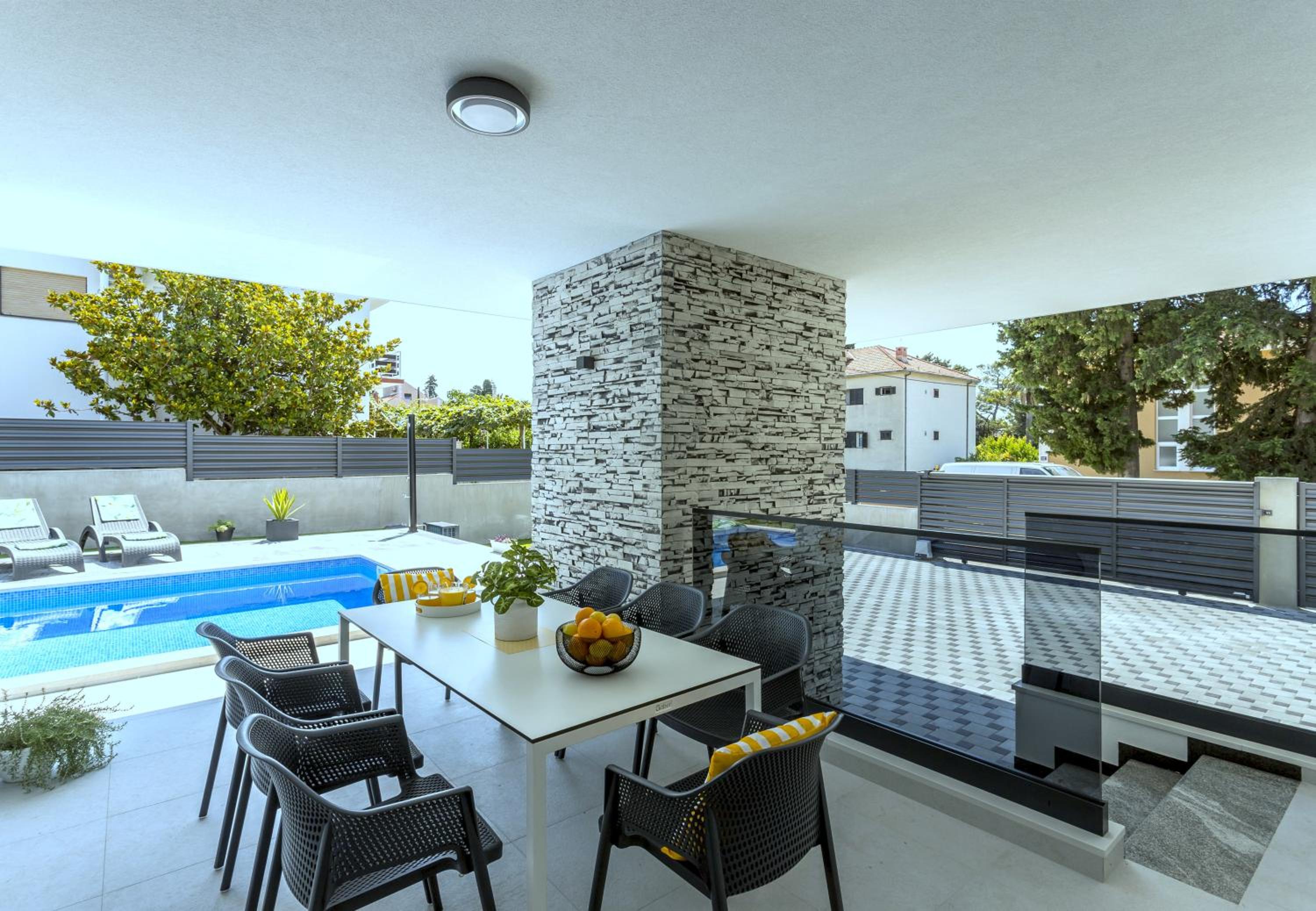 VILLA EMA KASTELA with private heated pool view 3
