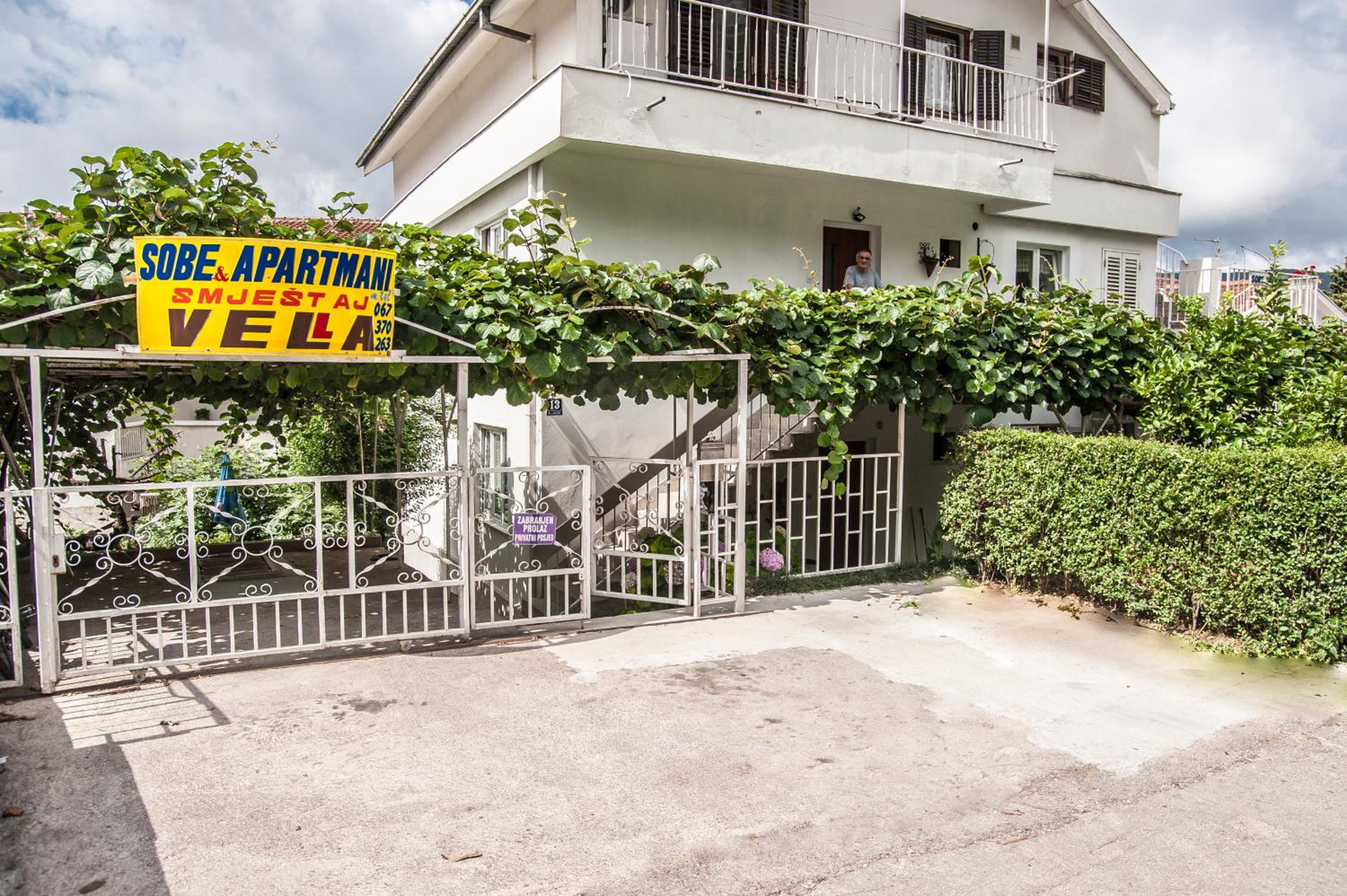 Hotel Smestaj Vella - Image 1