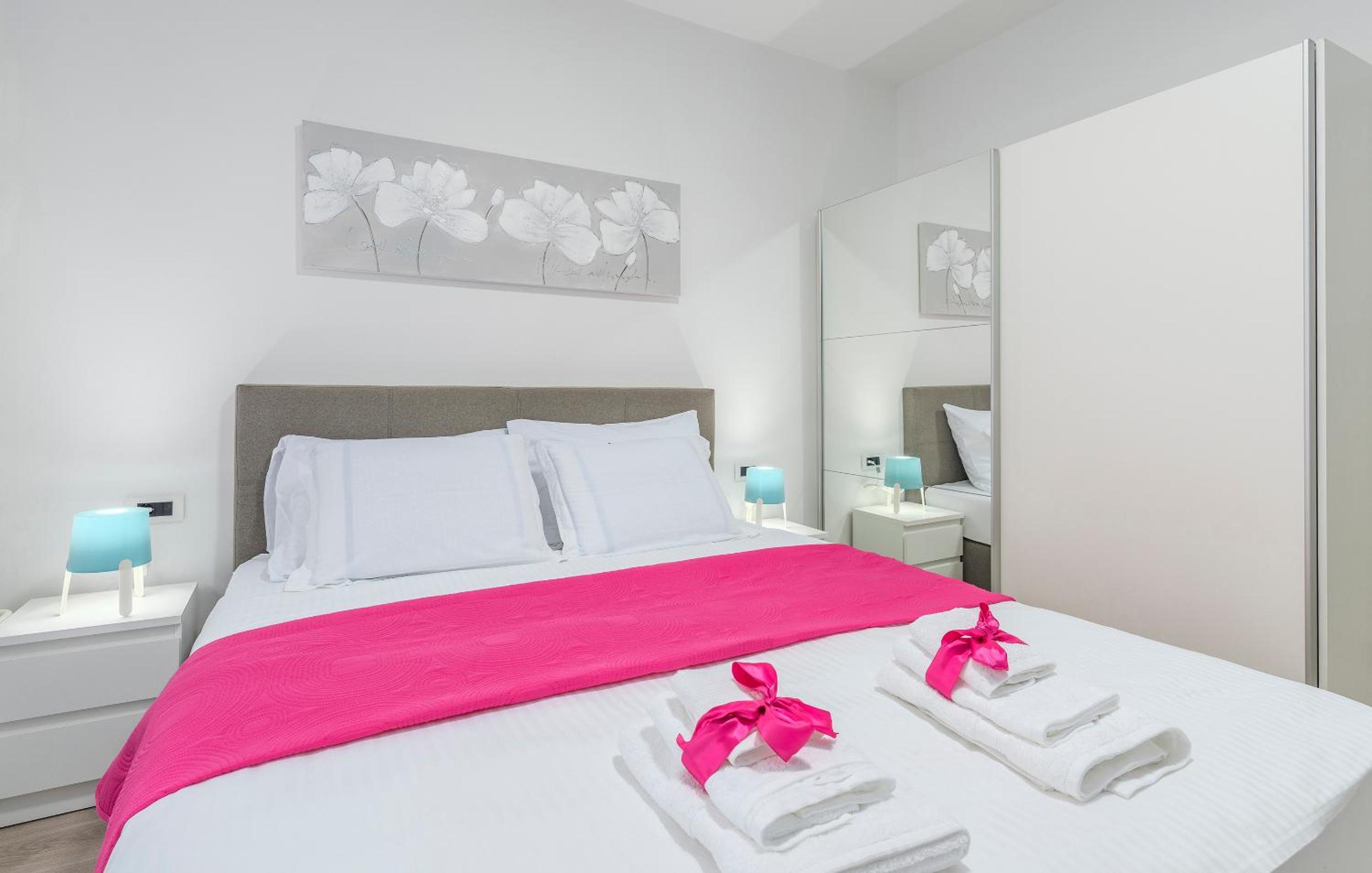 Spacious 3-BR Apartment Vita - Free Bikes & Parking view 3