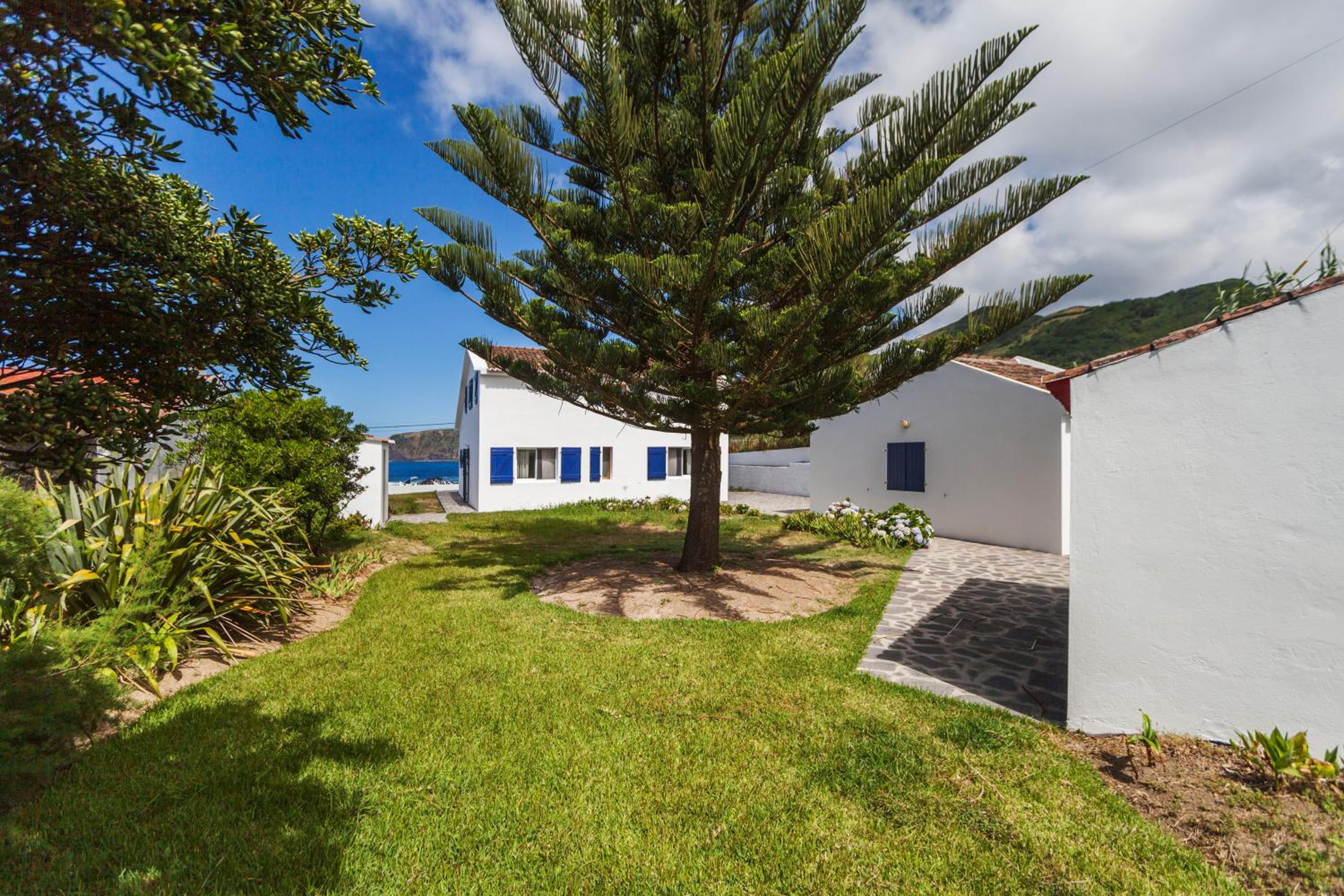 Unforgettable Ocean Views-Spacious Seaside Villa view 2