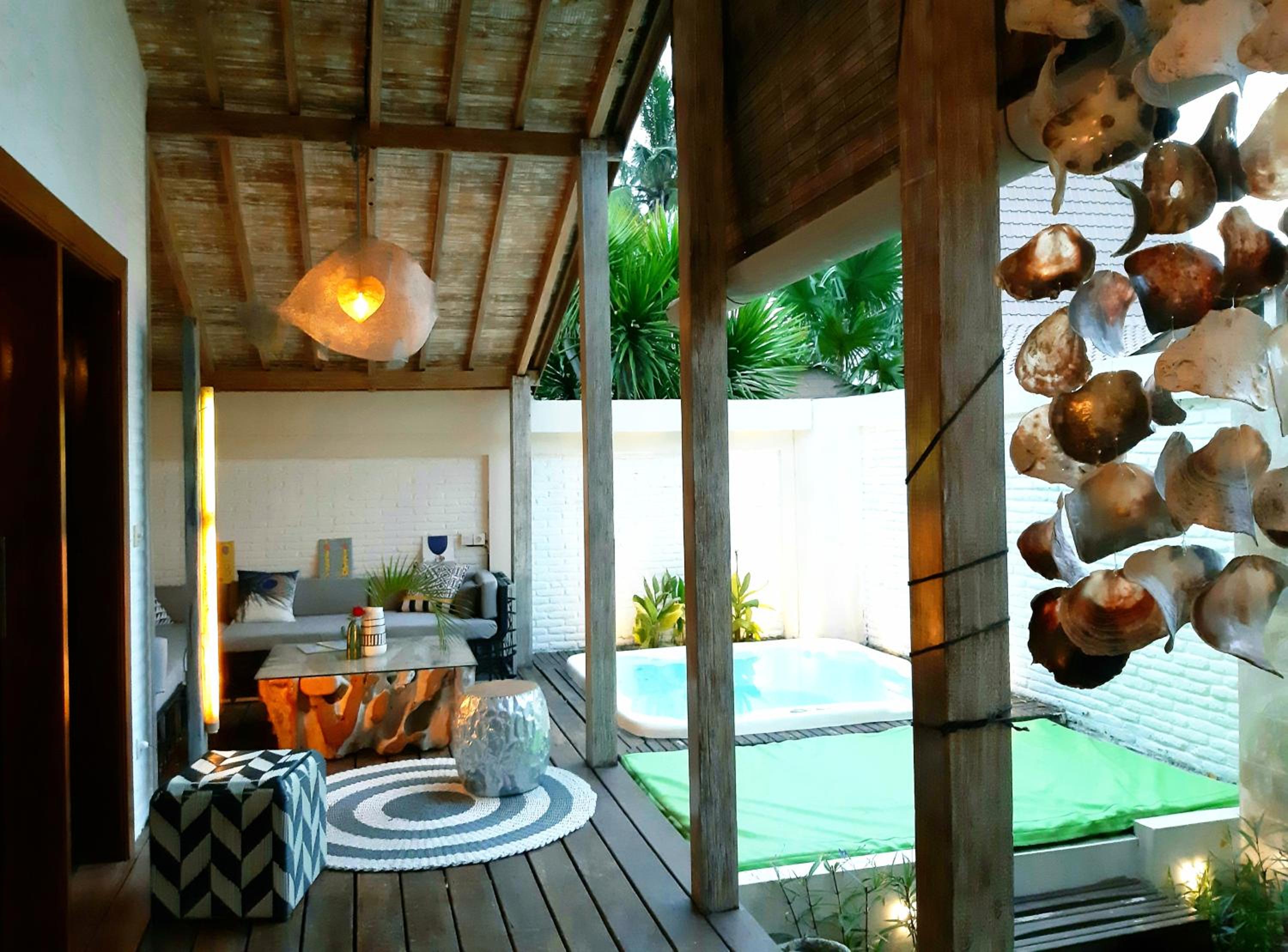 Kaleydo Villas