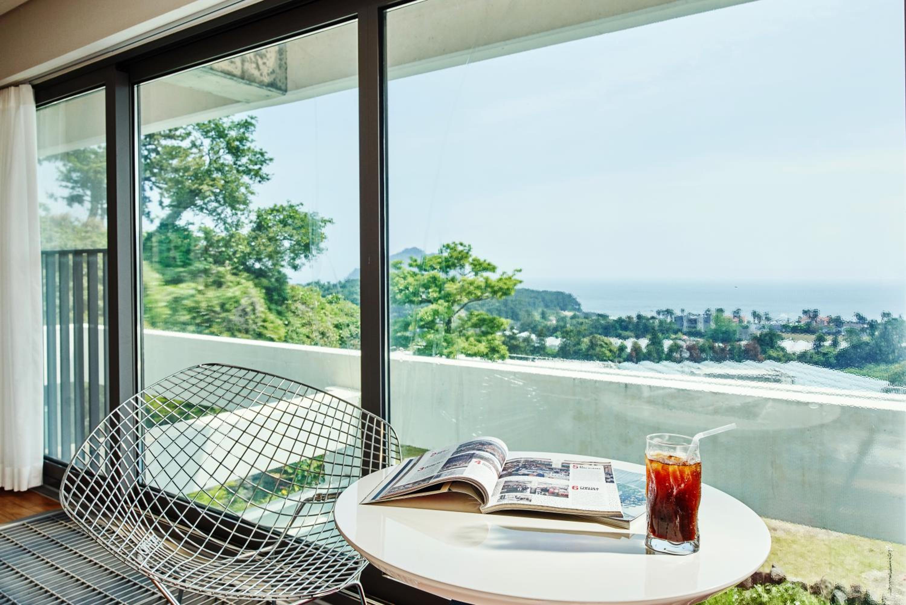 Jeju Bom stay & Art Gallery