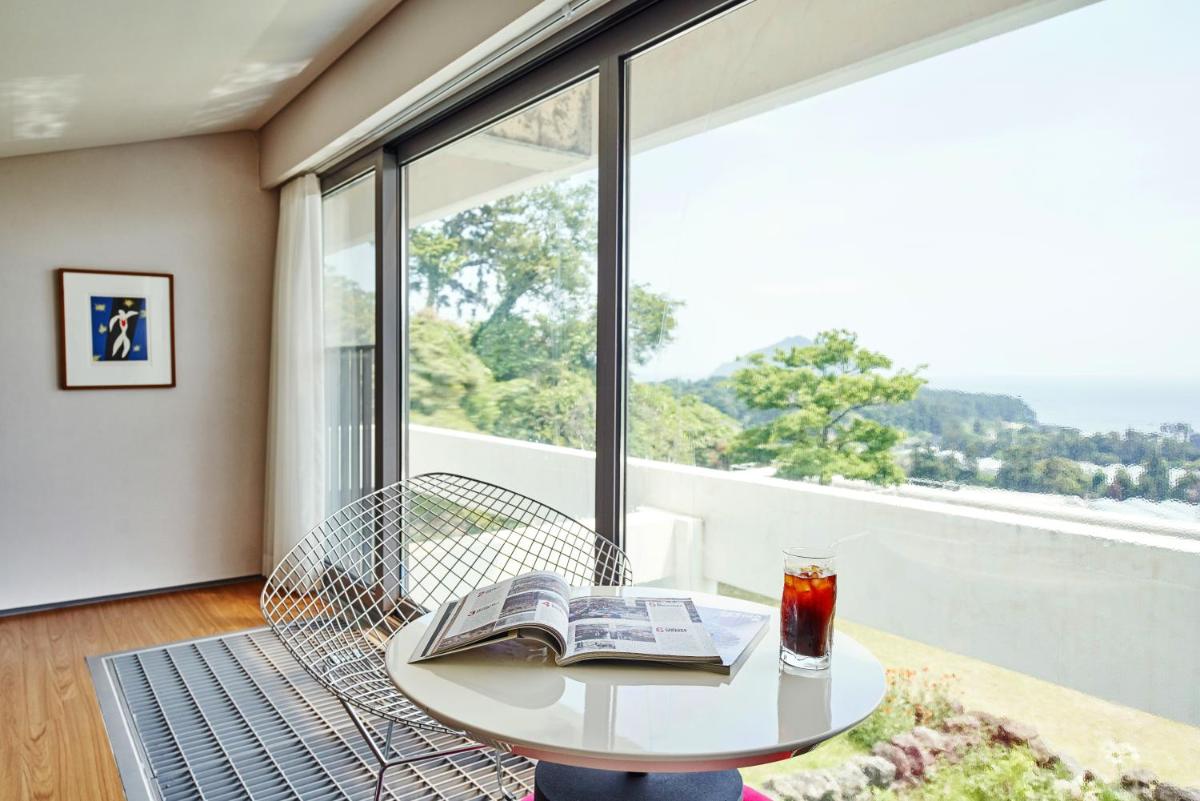 Jeju Bom stay & Art Gallery