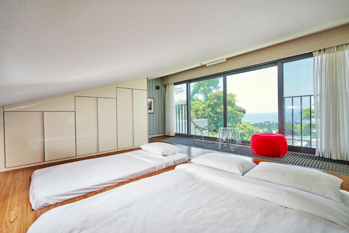 Jeju Bom stay & Art Gallery