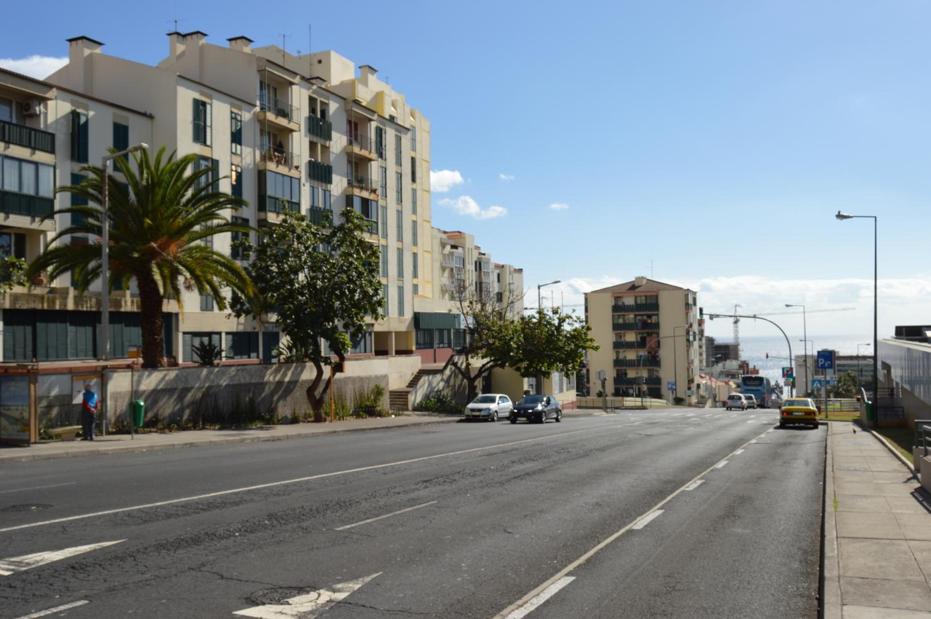 Apartment in the city of Funchal up 2 at 6 pers view 4