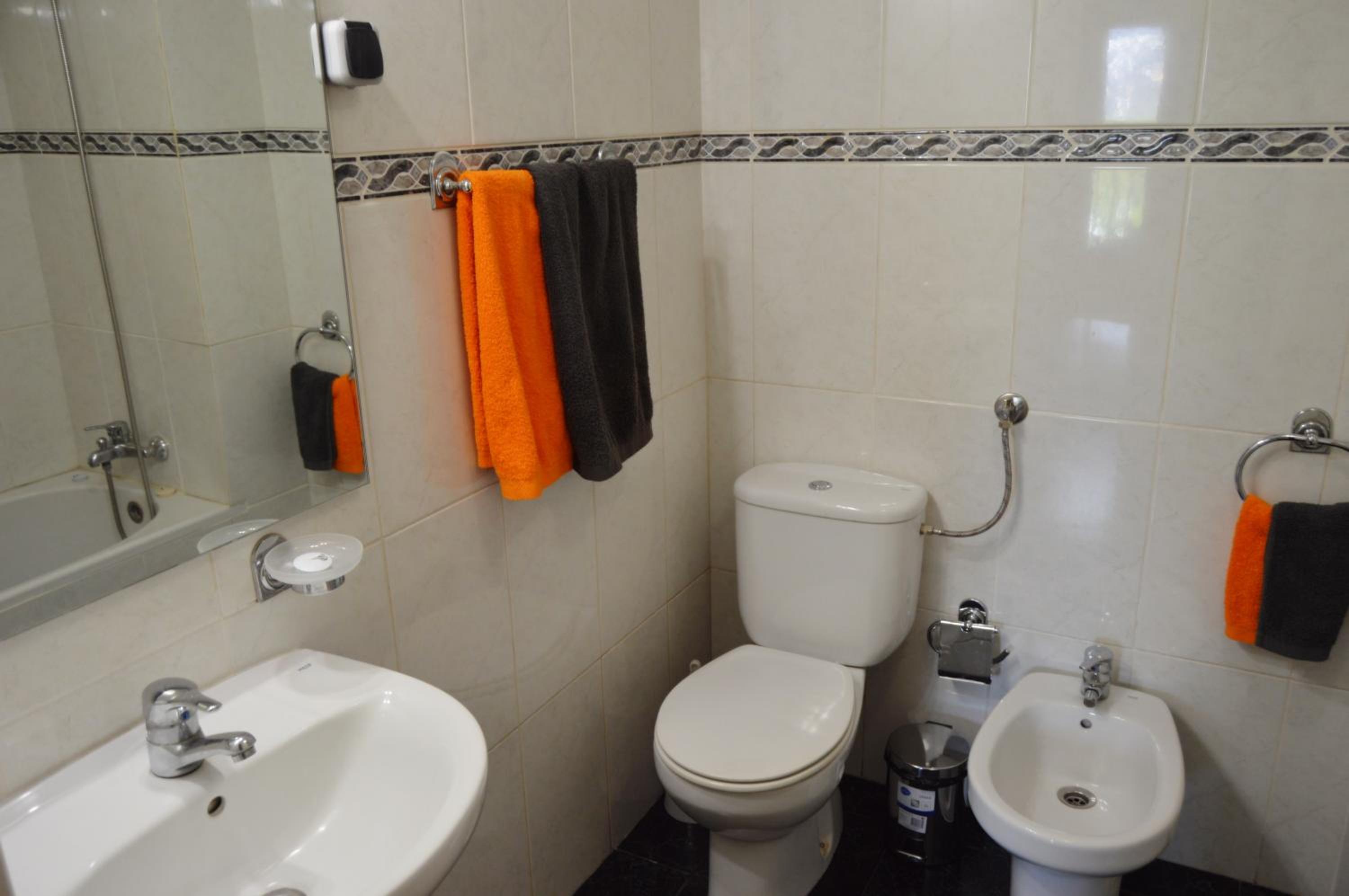 Apartment in the city of Funchal up 2 at 6 pers view 3