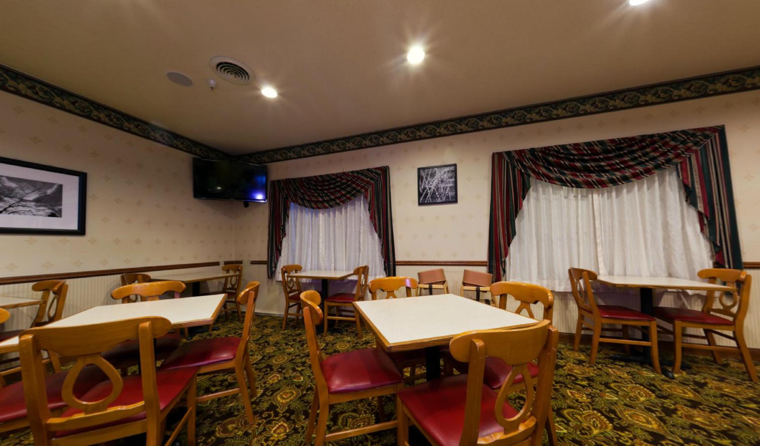 Galesburg Vacations - AmericInn by Wyndham, Galesburg, IL - Property Image 7