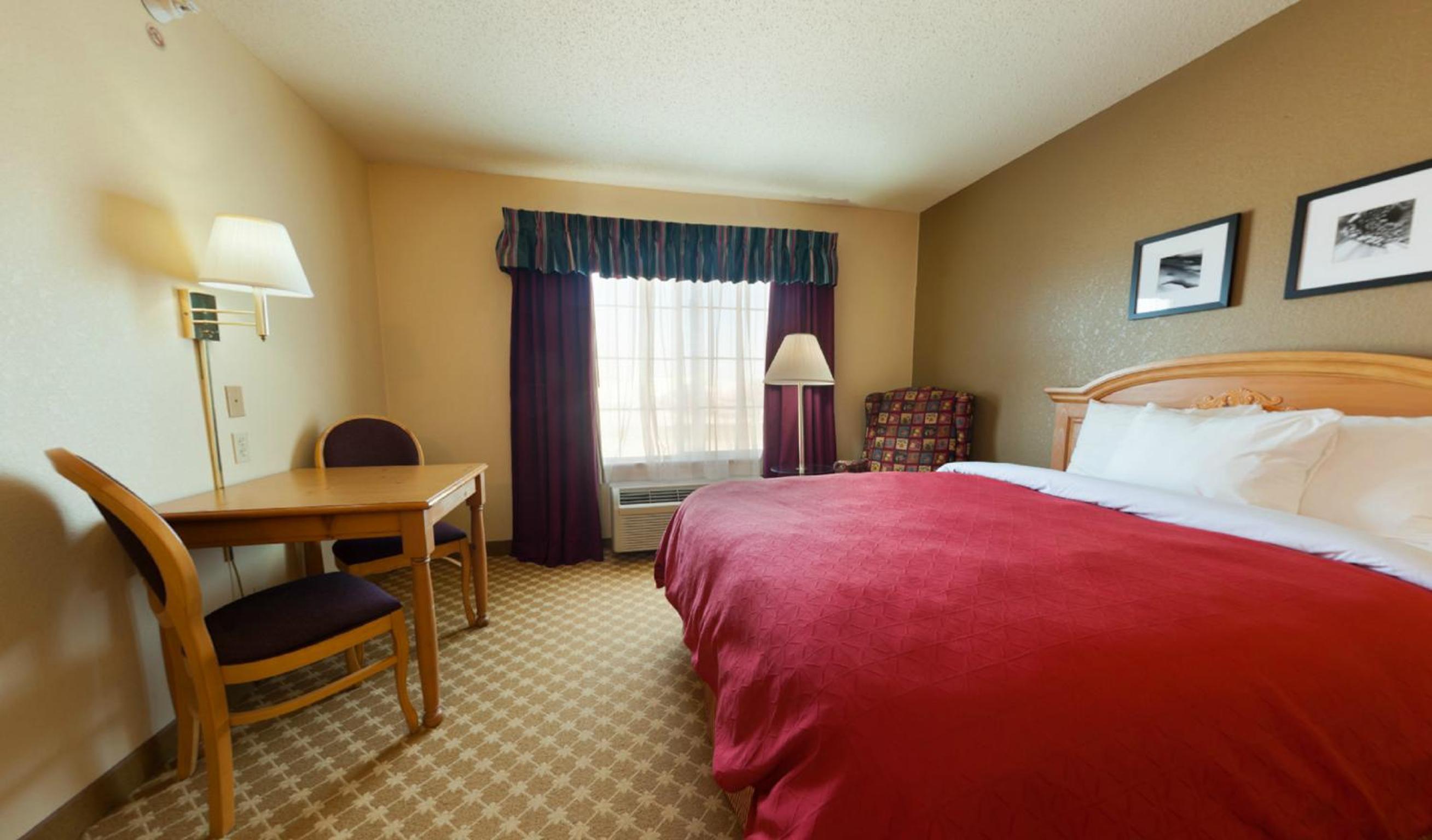 Galesburg Vacations - AmericInn by Wyndham, Galesburg, IL - Property Image 12