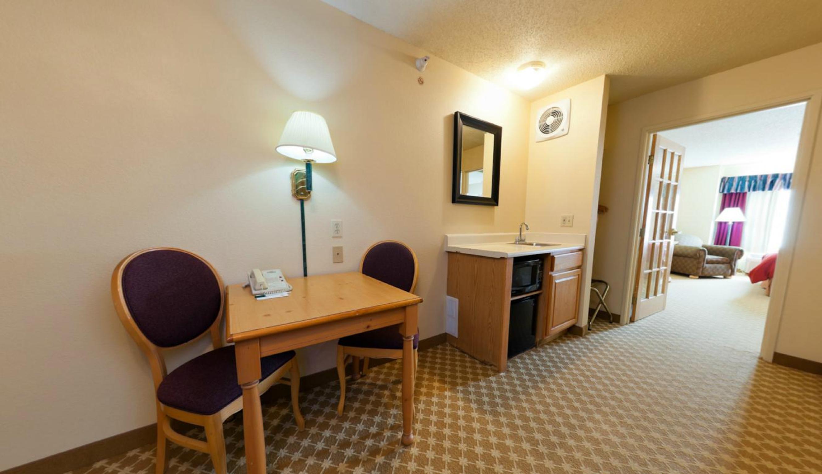 Galesburg Vacations - AmericInn by Wyndham, Galesburg, IL - Property Image 14