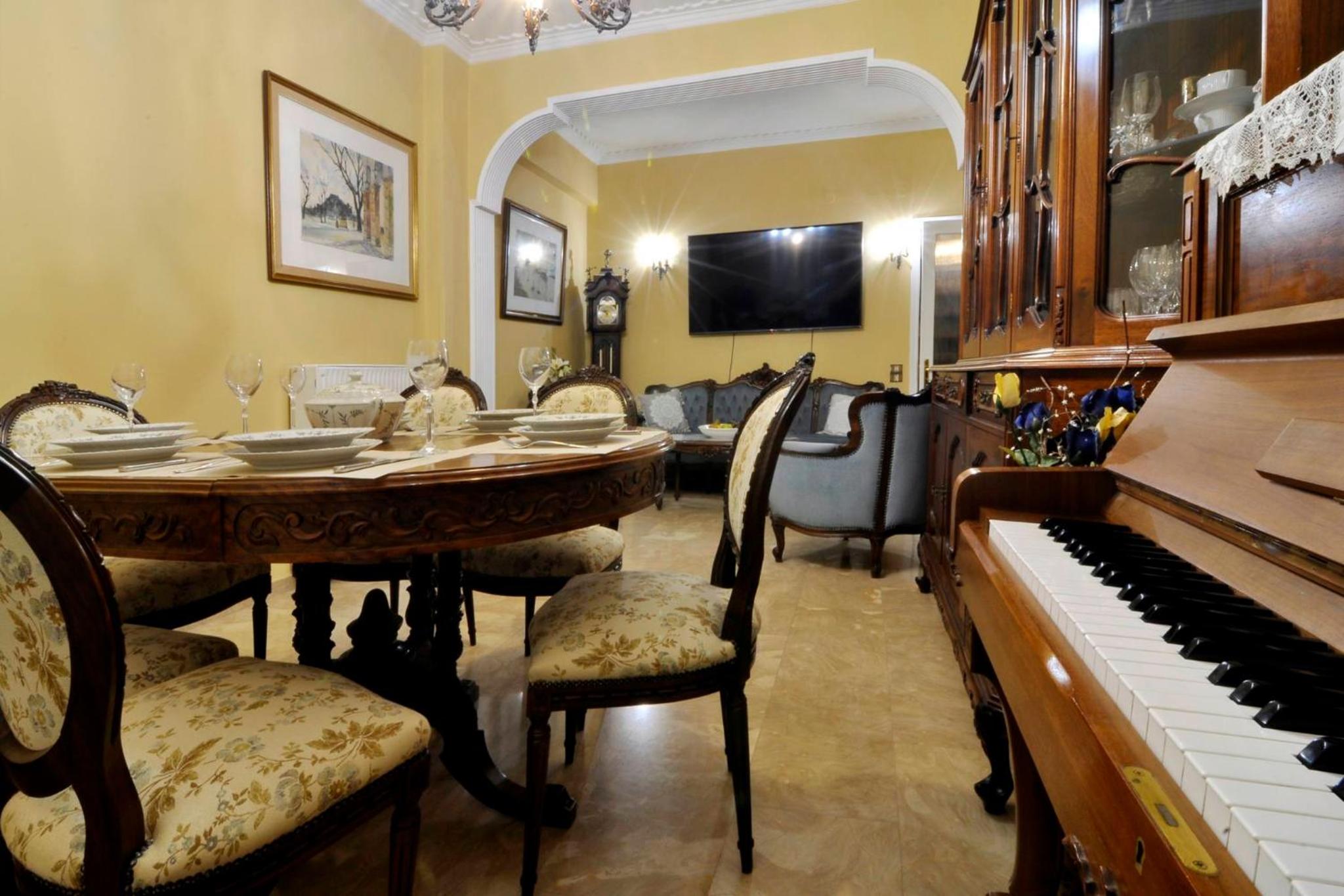 dining