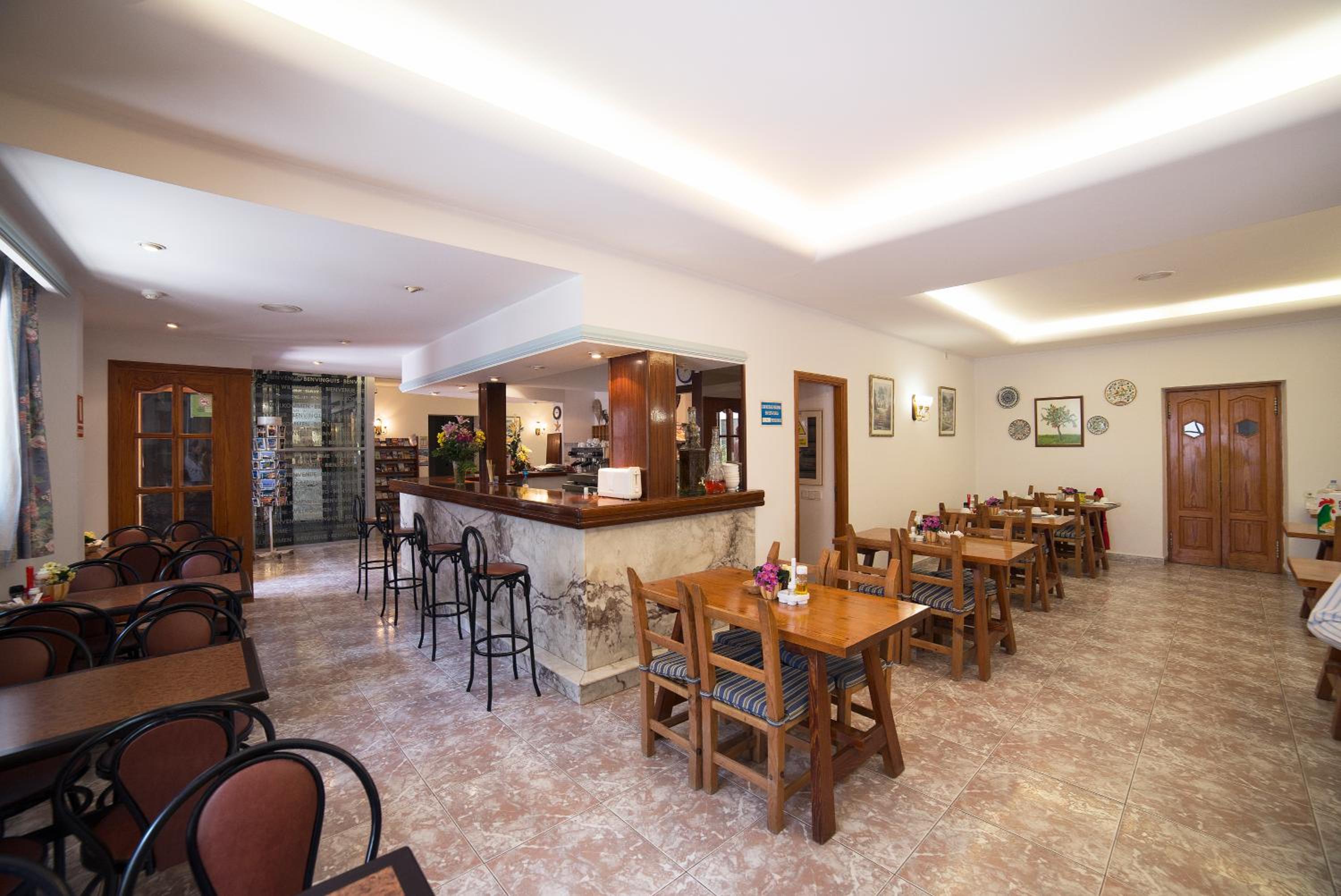 Hostal Sa Rota