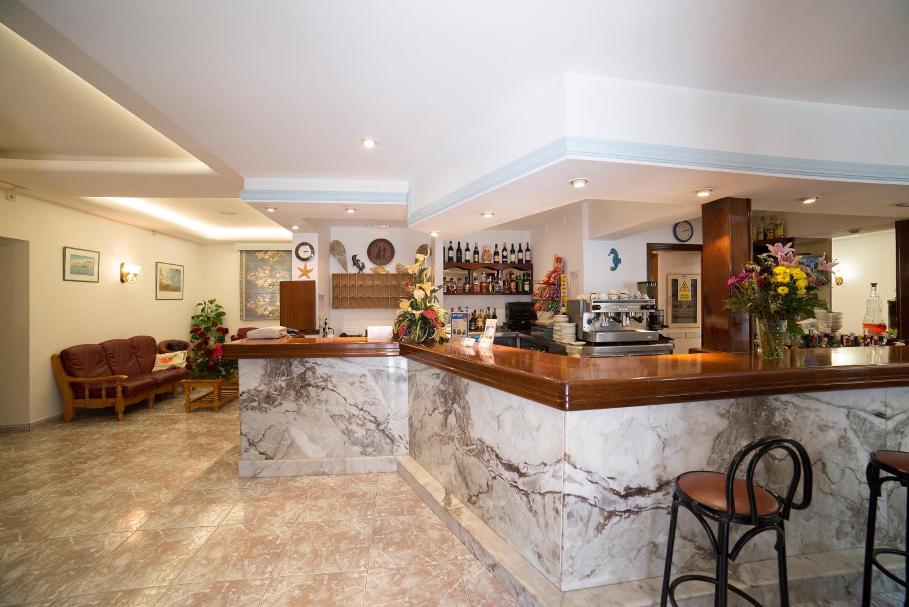 Hostal Sa Rota