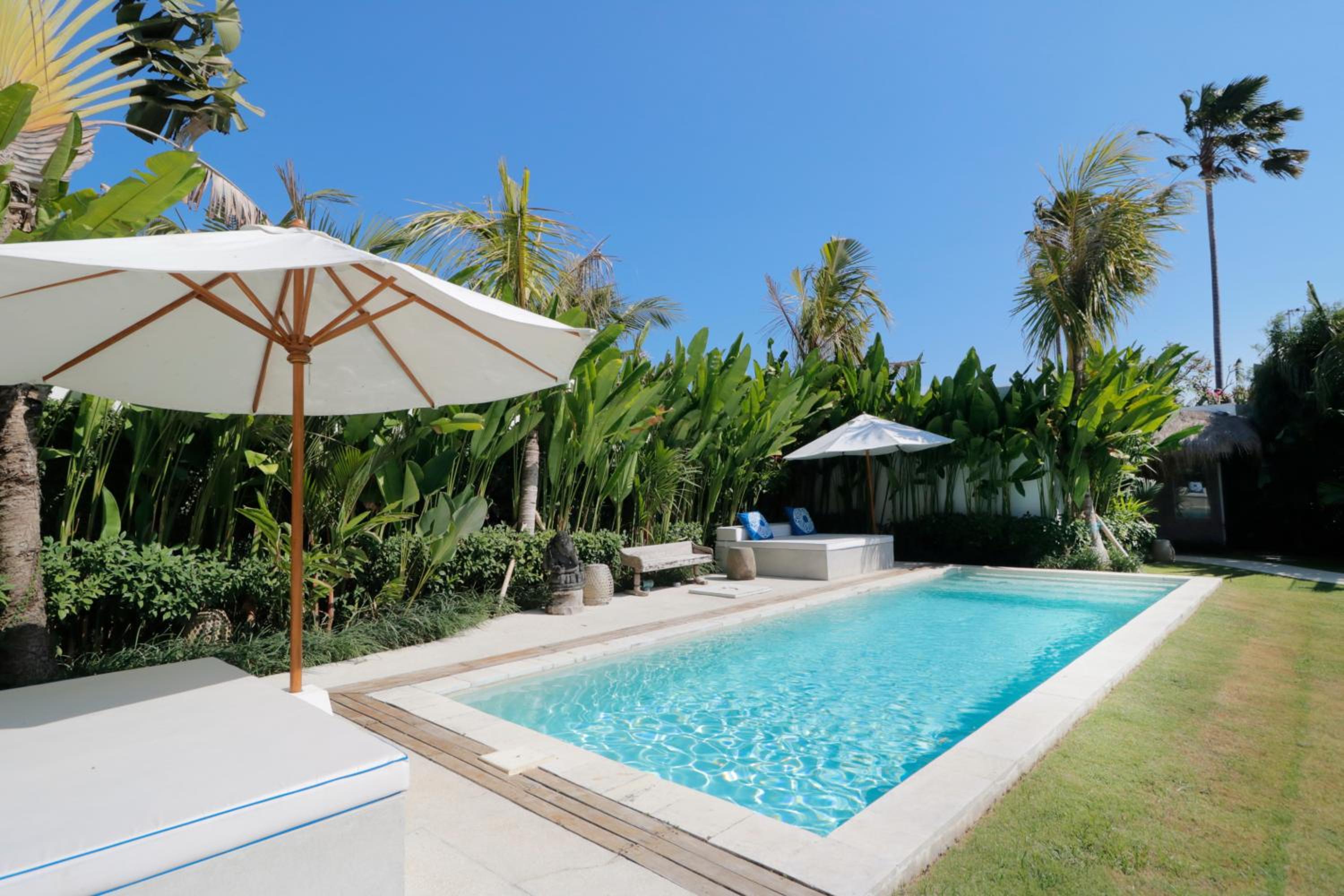 Amazing 3 Bedrooms Villa Canggu-3