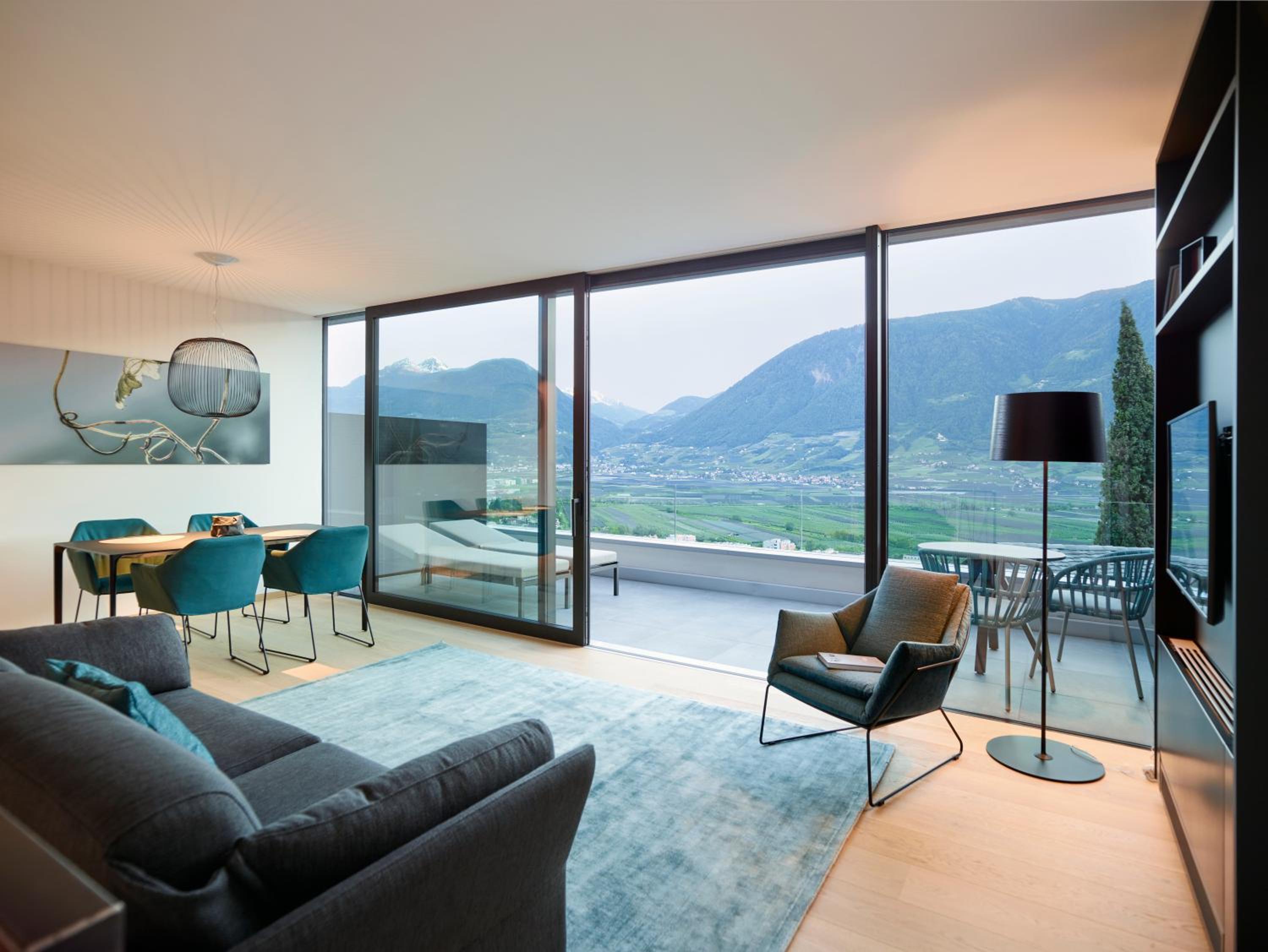 Pratenberg Wine Lodge view 5