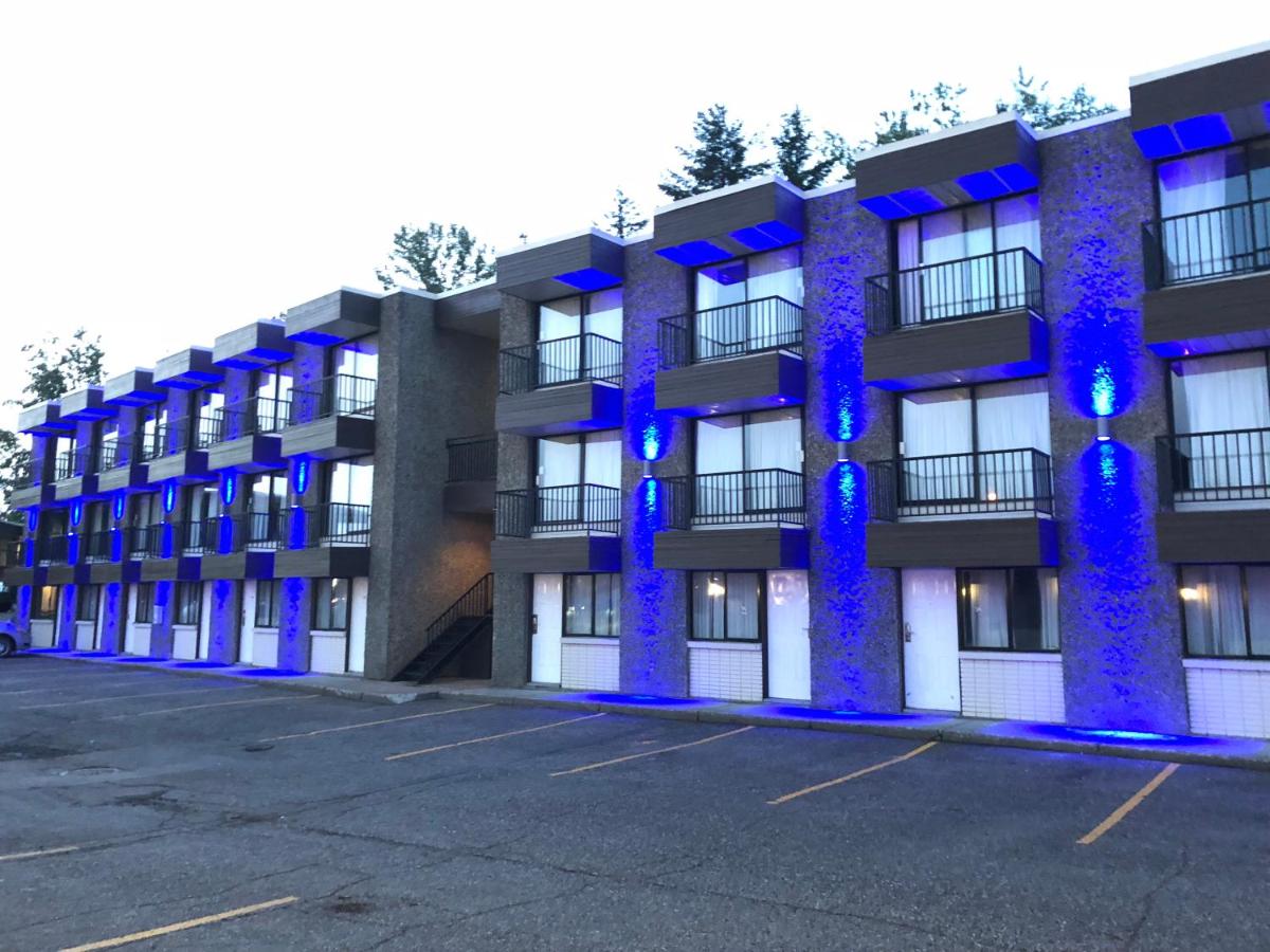 hotel building
