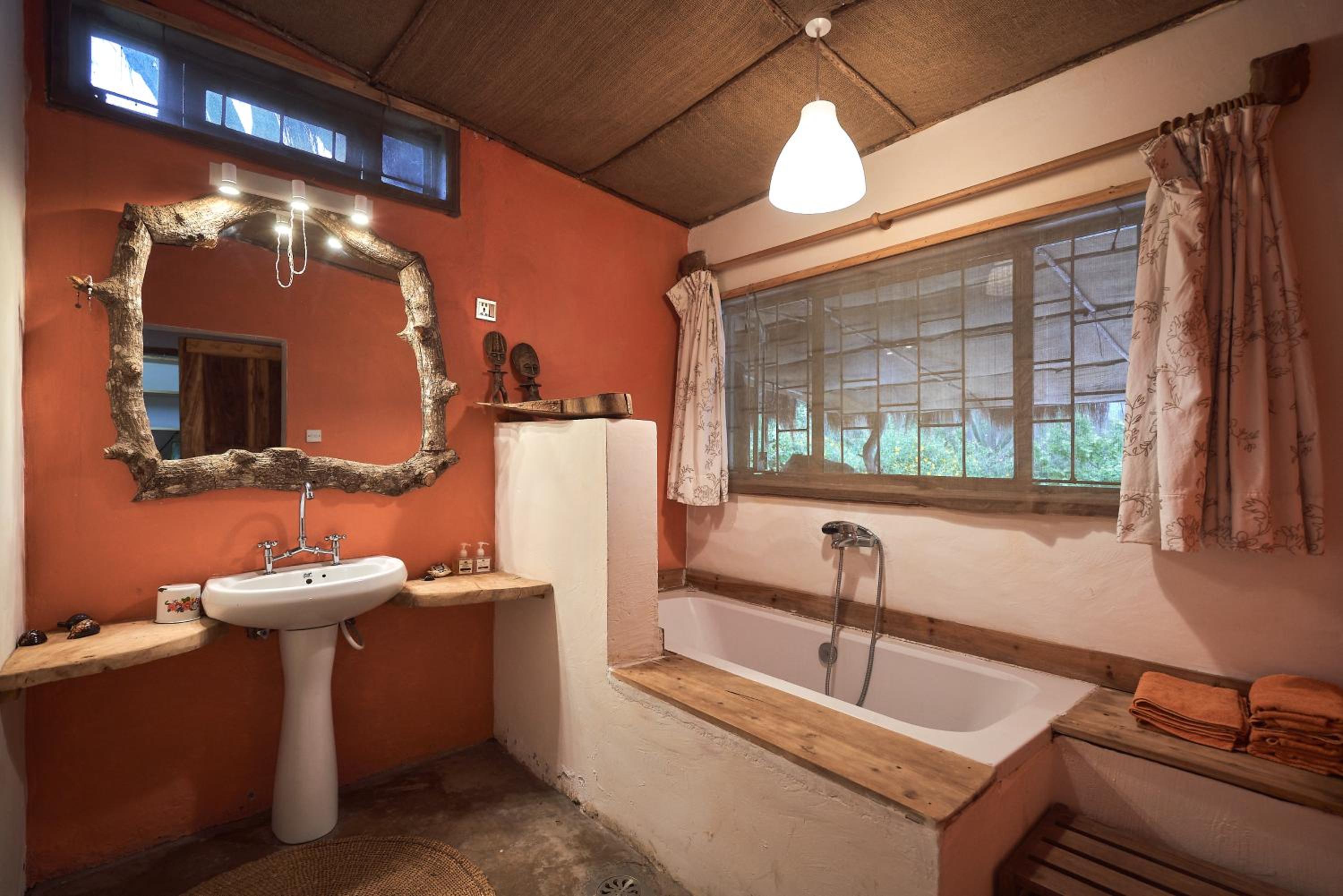 Hillside Retreat – Africa Amini Life