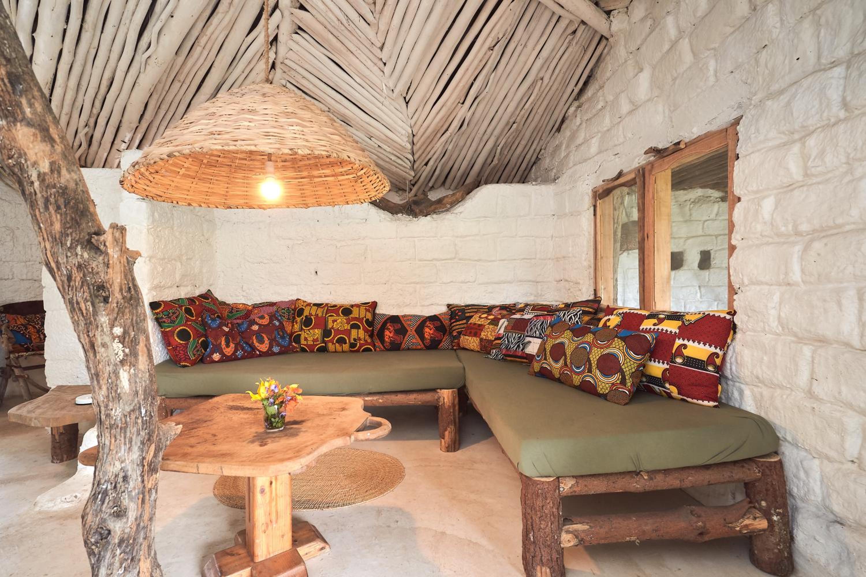 Hillside Retreat – Africa Amini Life