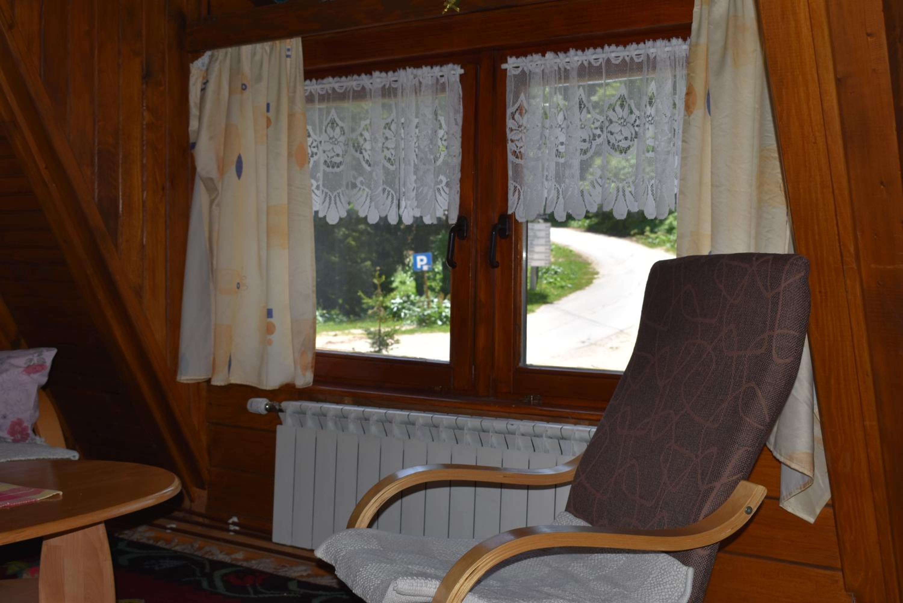 Vikendica Balvaniste