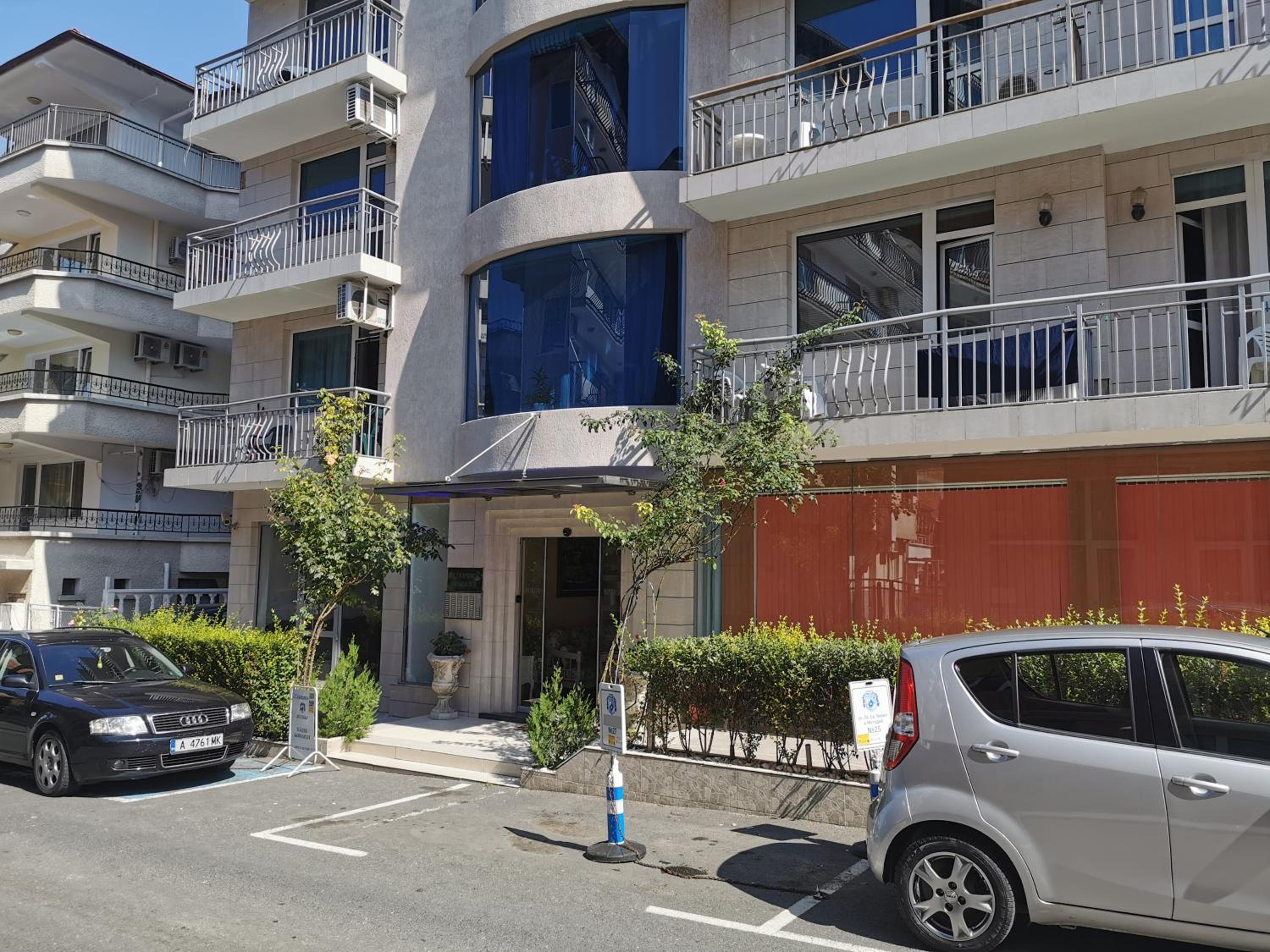 Alexandrov Residence Studio view 3